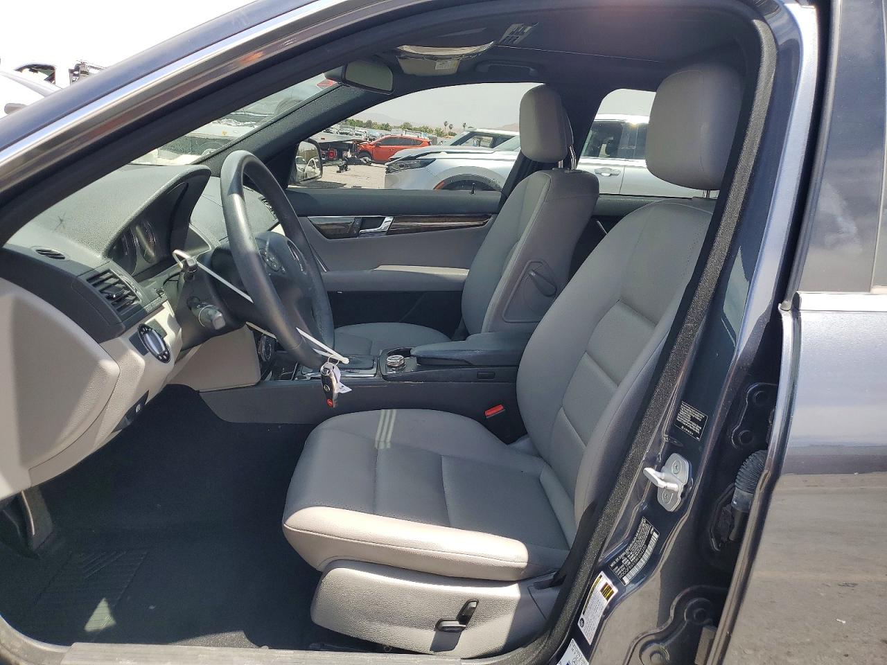 2008 Mercedes-benz C 350 Серый vin: WDDGF56X58F054200