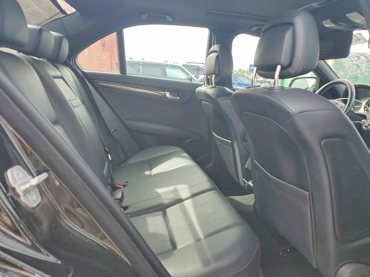 2008 Mercedes-benz C 350 Black vin: WDDGF56X58F177639
