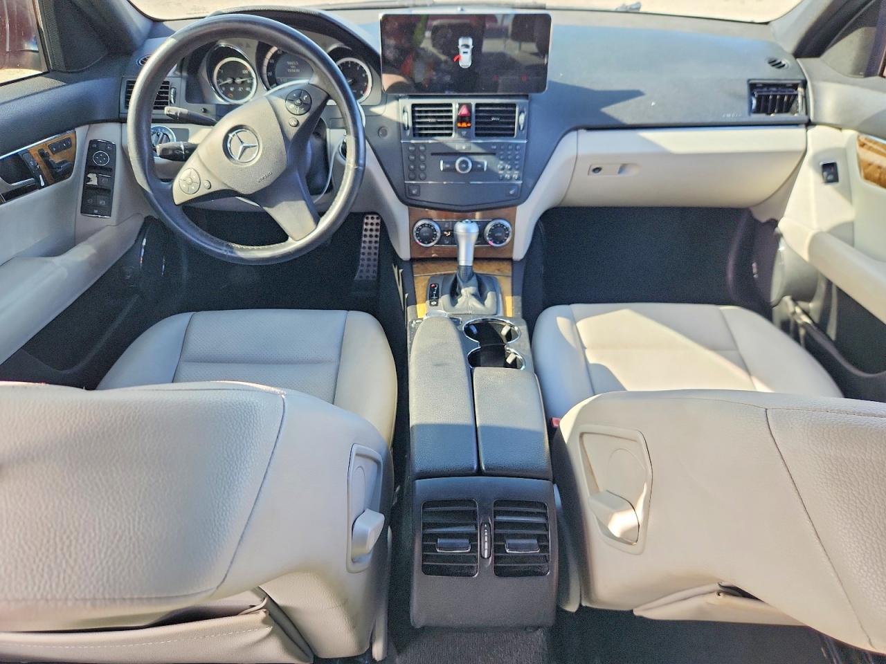 2009 Mercedes-benz C 350 Gray vin: WDDGF56X59R068355