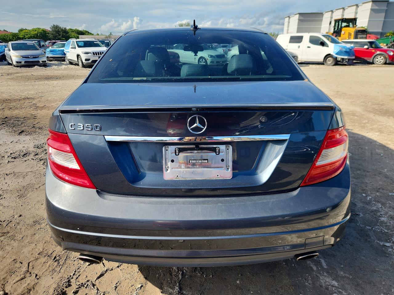 2009 Mercedes-benz C 350 Gray vin: WDDGF56X59R068355