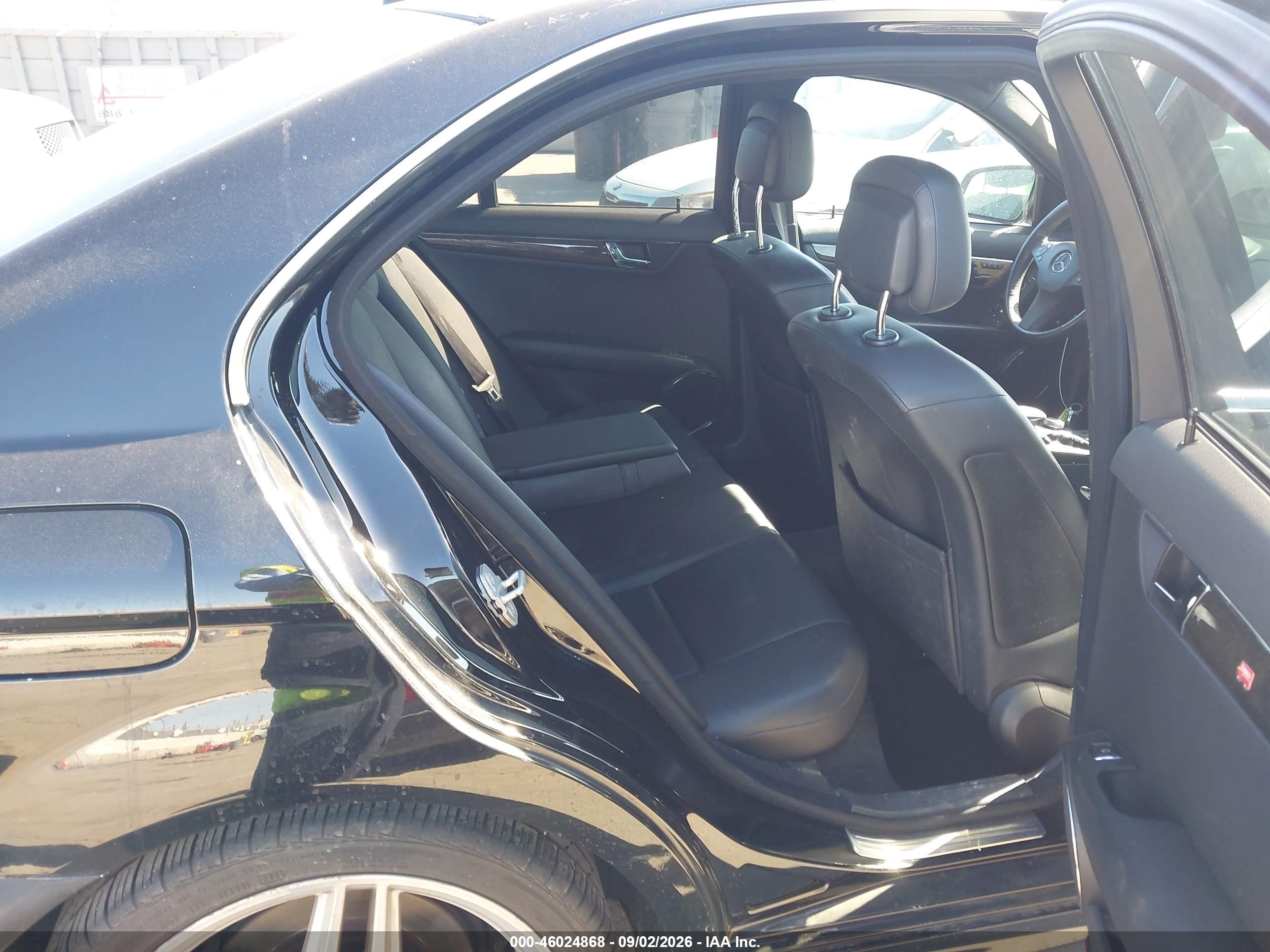 2009 Mercedes-benz C 350 Sport Black vin: WDDGF56X69R064220