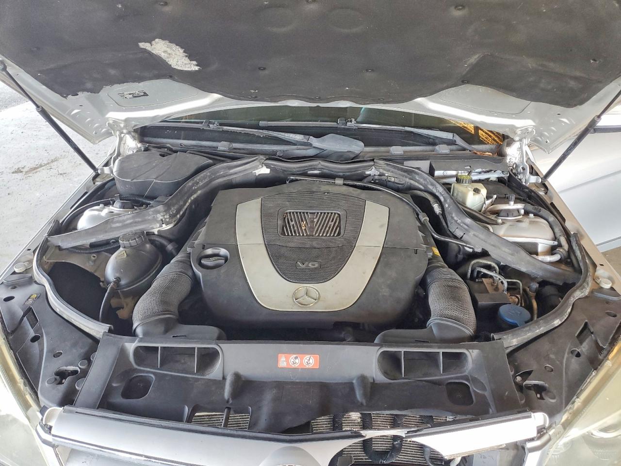 2008 Mercedes-benz C 350 Silver vin: WDDGF56X78F056059