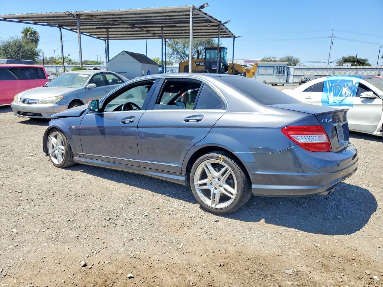 2009 Mercedes-benz C 350 Gray vin: WDDGF56X79F240211