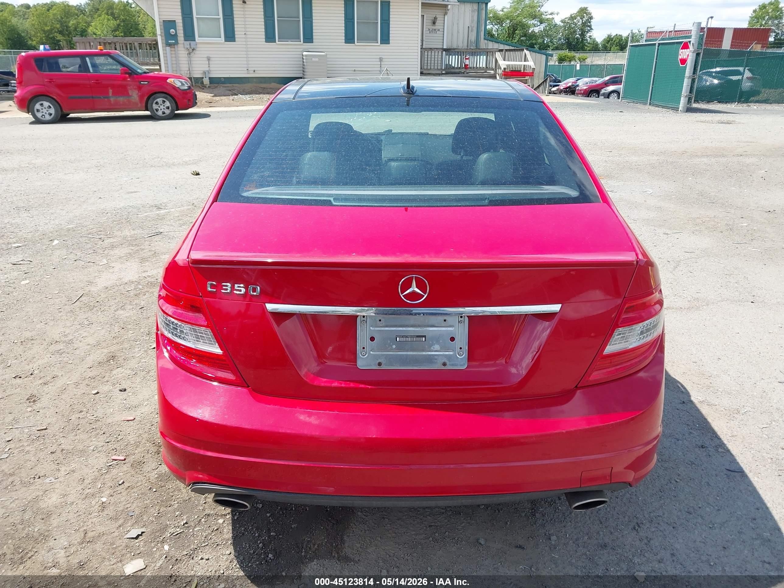 2009 Mercedes-benz C 350 Sport Red vin: WDDGF56X79R042002