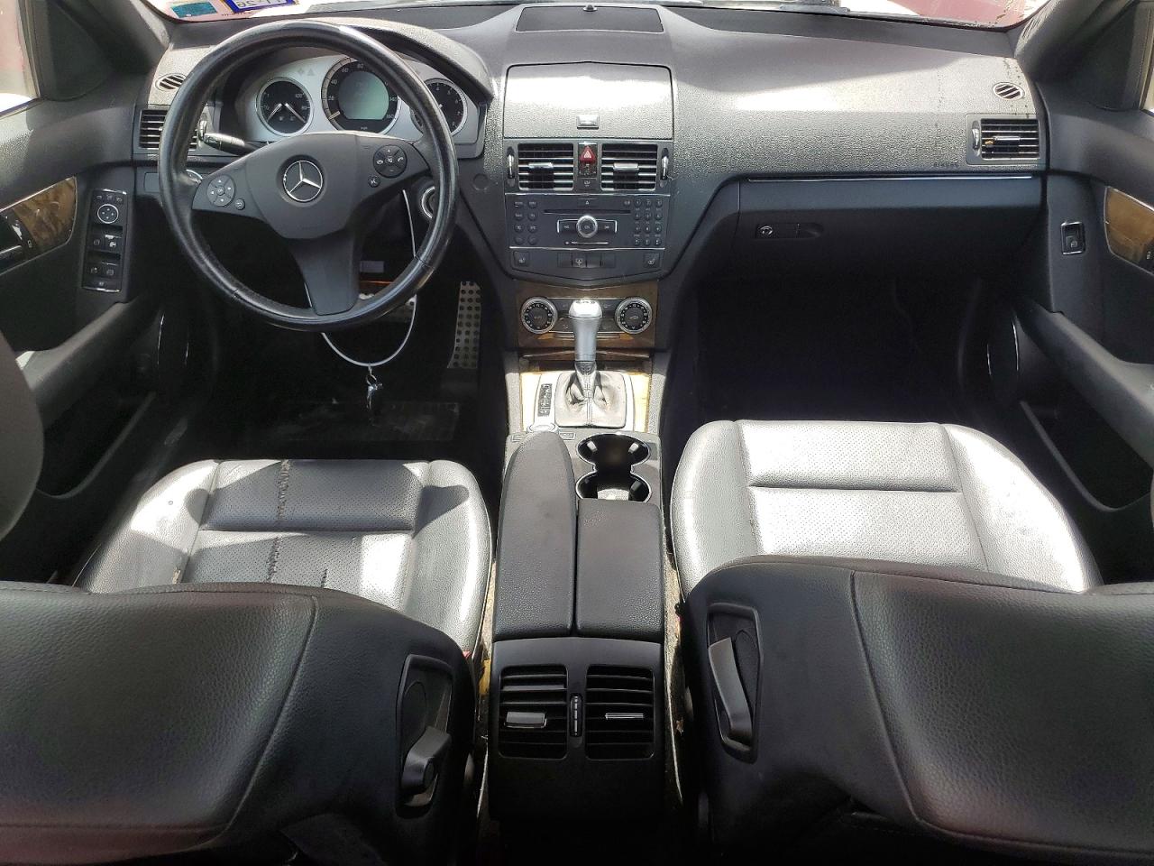 2008 Mercedes-benz C 350 Red vin: WDDGF56X88F162956