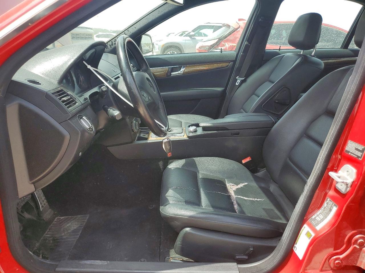 2008 Mercedes-benz C 350 Red vin: WDDGF56X88F162956