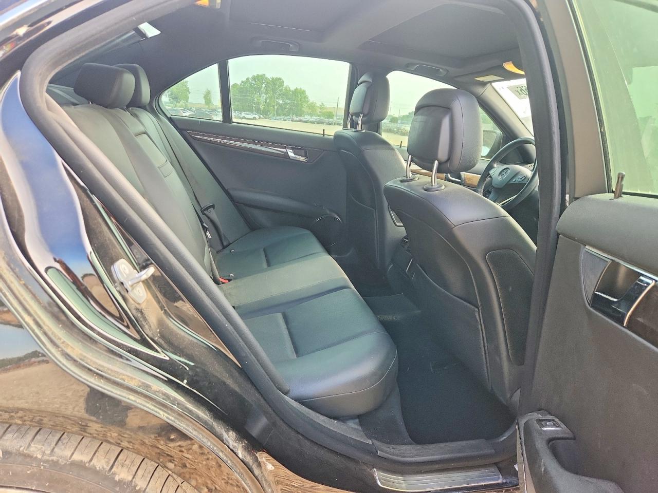2008 Mercedes-benz C 350 Black vin: WDDGF56X88F172788