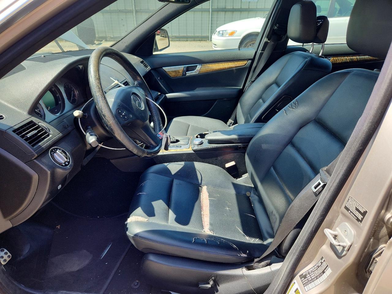 2008 Mercedes-benz C 350 Brown vin: WDDGF56X88F187310