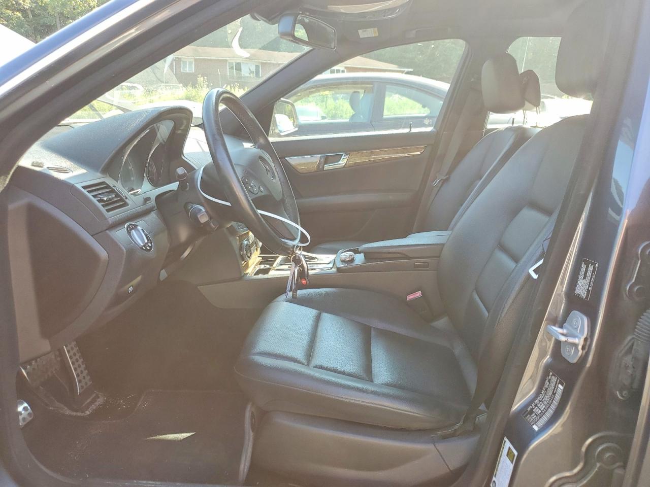 2009 Mercedes-benz C 350 Black vin: WDDGF56X89R058466