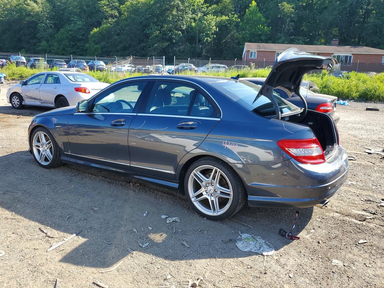 2009 Mercedes-benz C 350 Black vin: WDDGF56X89R058466