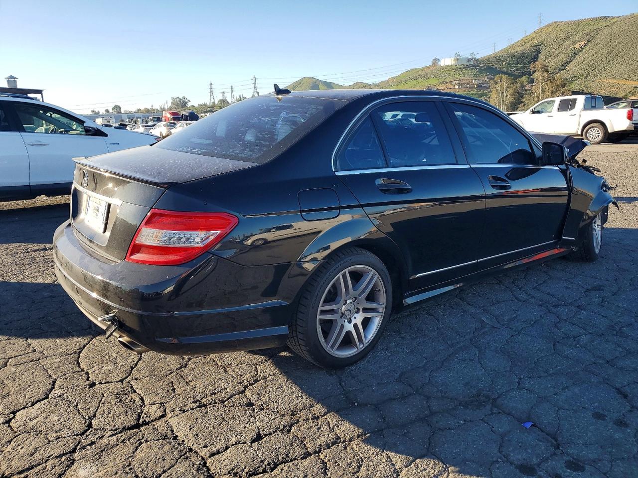 2009 Mercedes-benz C 350 Черный vin: WDDGF56X89R065580