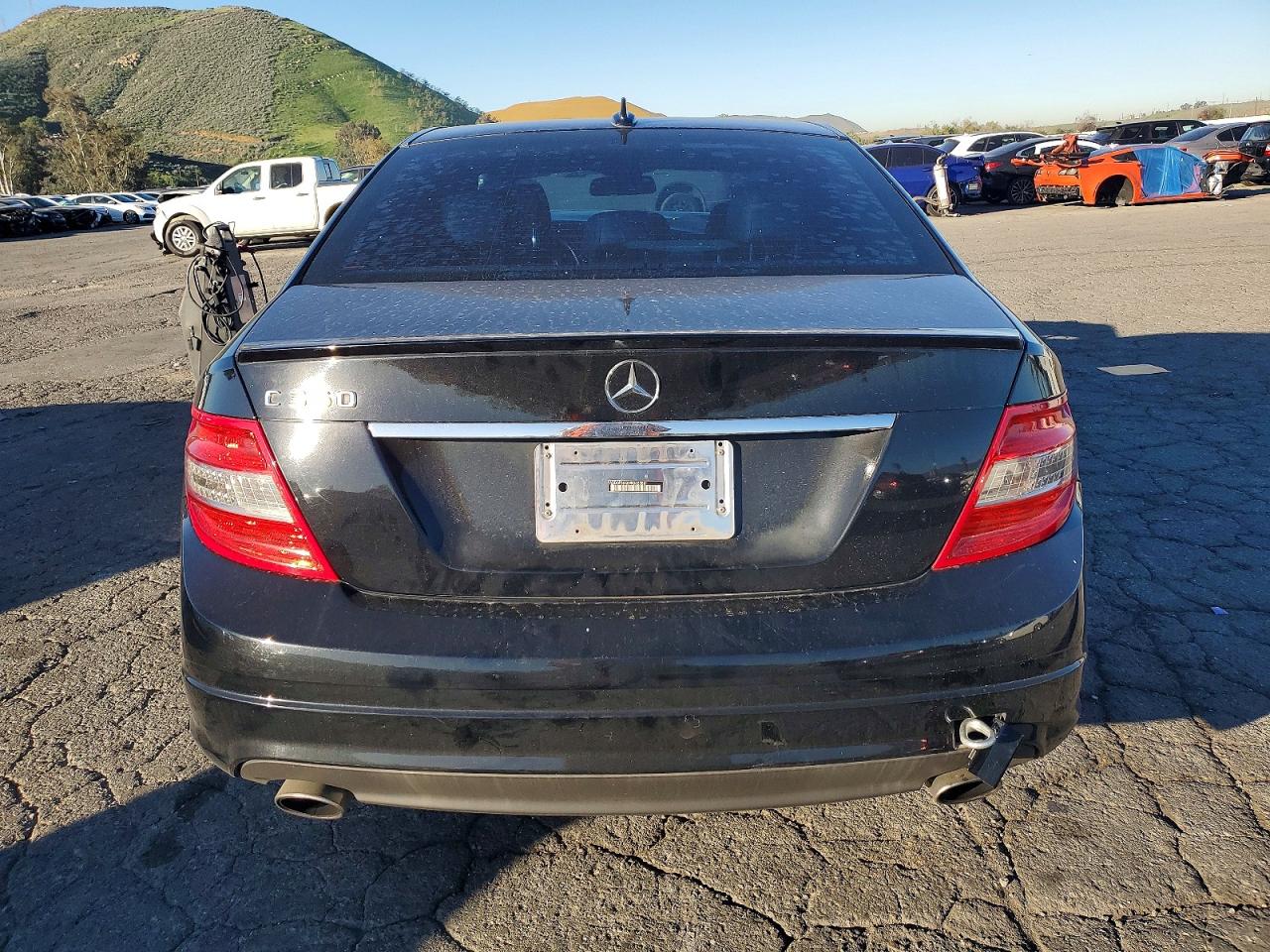 2009 Mercedes-benz C 350 Черный vin: WDDGF56X89R065580