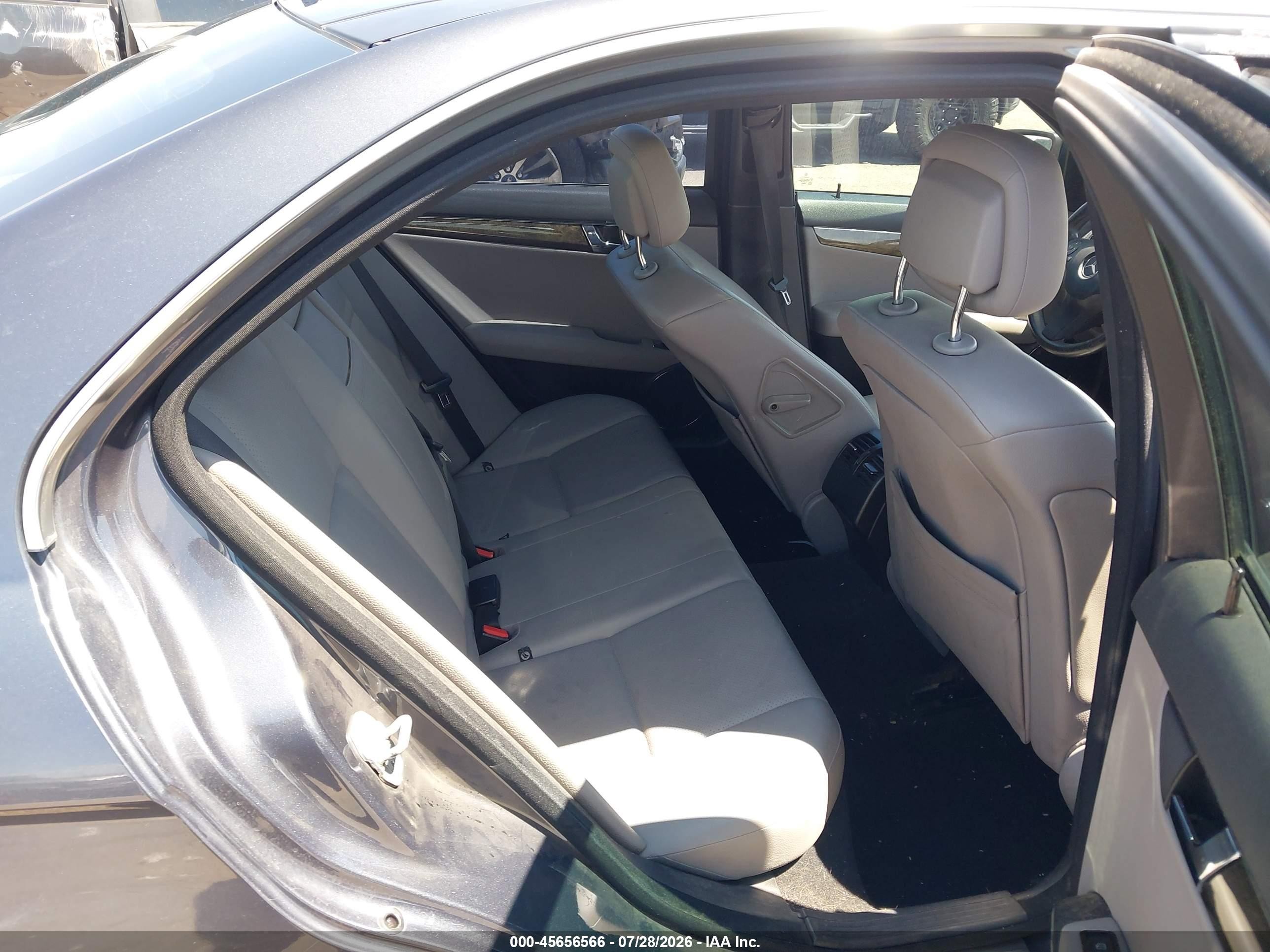 2008 Mercedes-benz C 350 Sport Gray vin: WDDGF56X98F102281