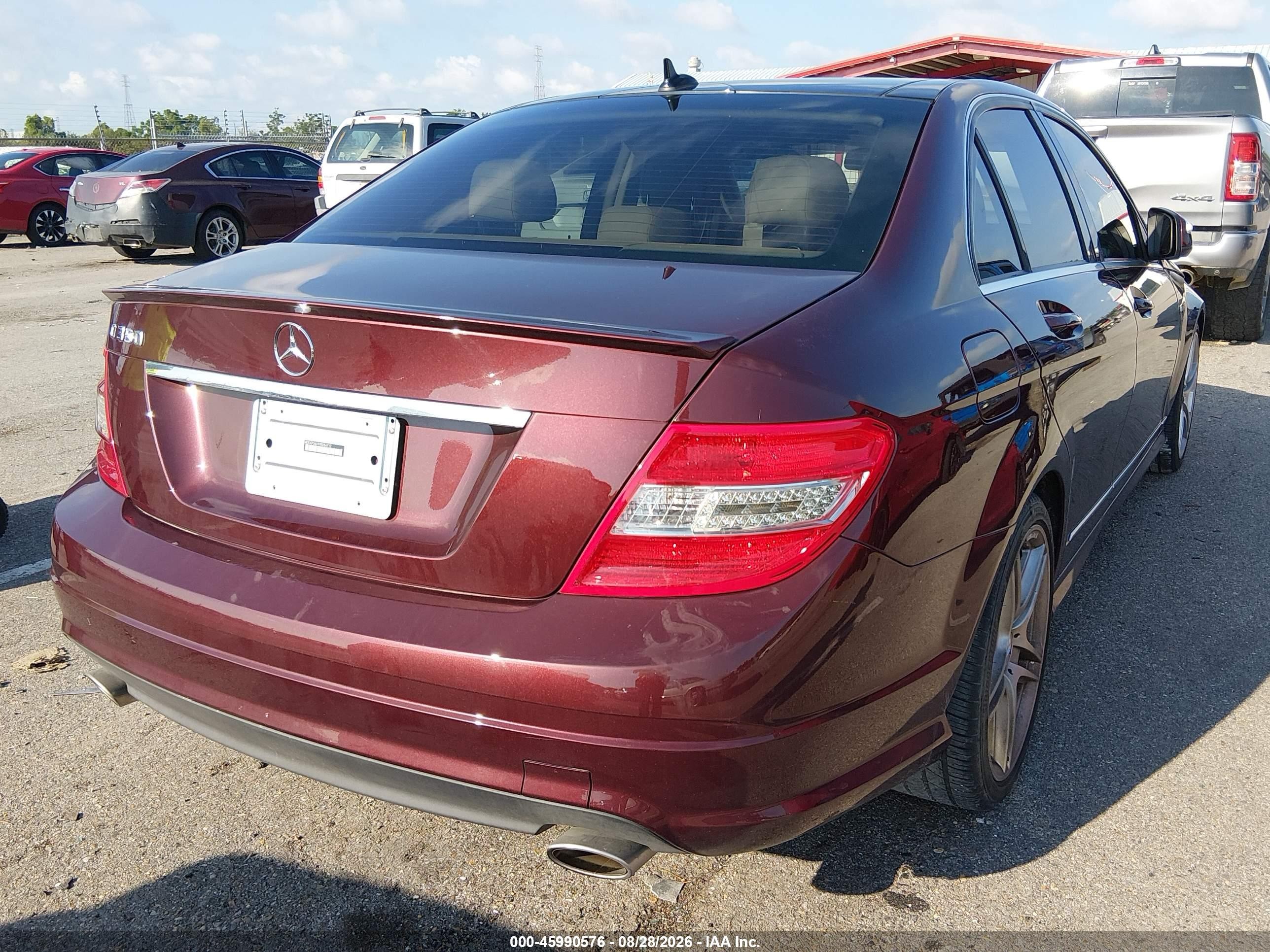 2009 Mercedes-benz C 350 Sport Red vin: WDDGF56X99R056712