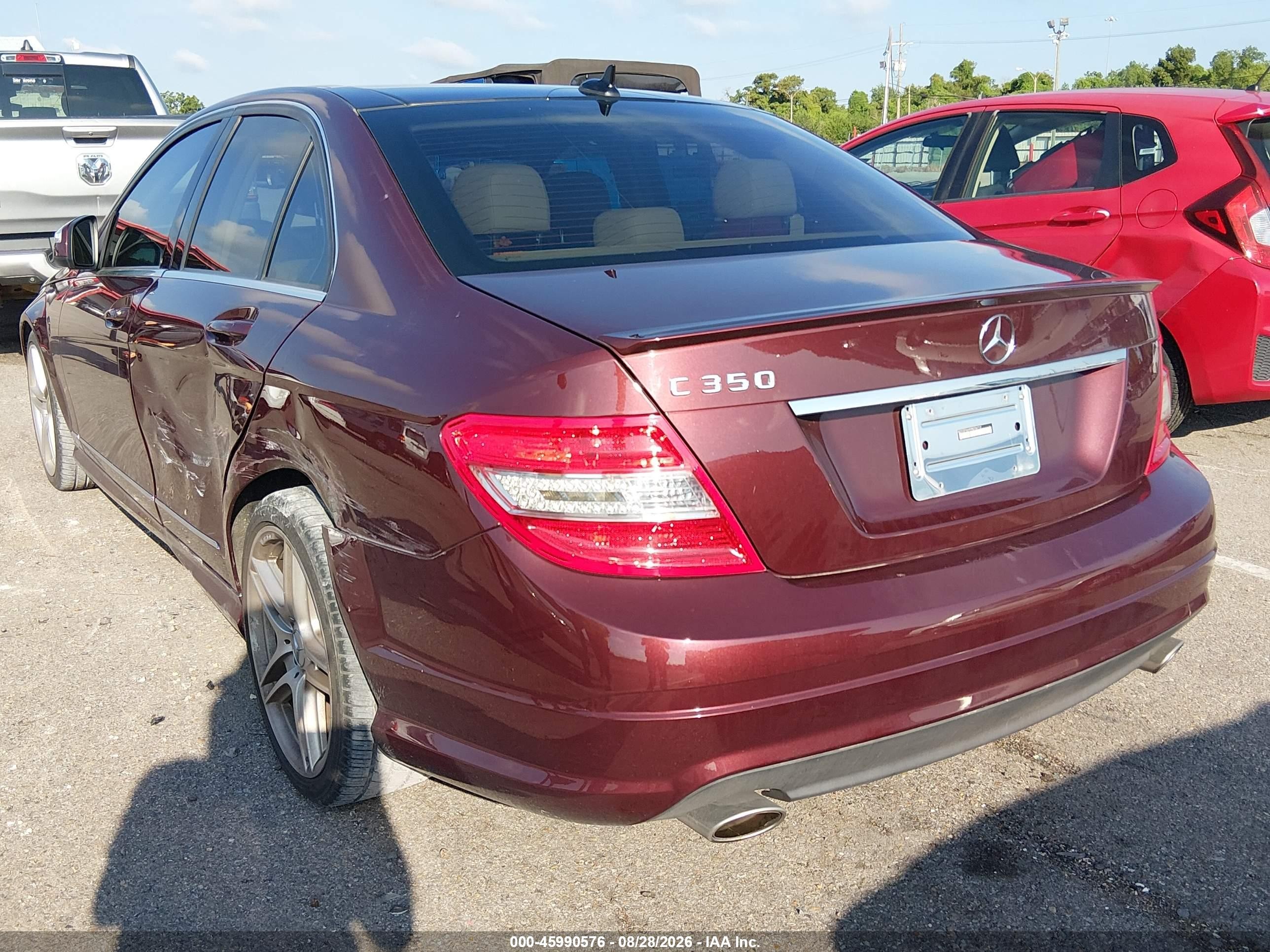 2009 Mercedes-benz C 350 Sport Red vin: WDDGF56X99R056712