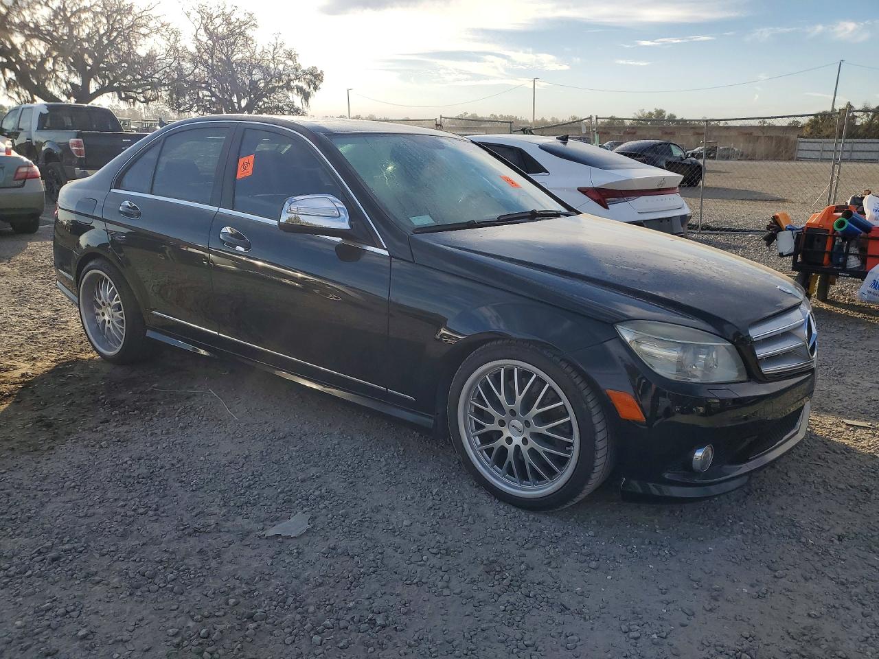 2008 Mercedes-benz C 350 Black vin: WDDGF56XX8F136567