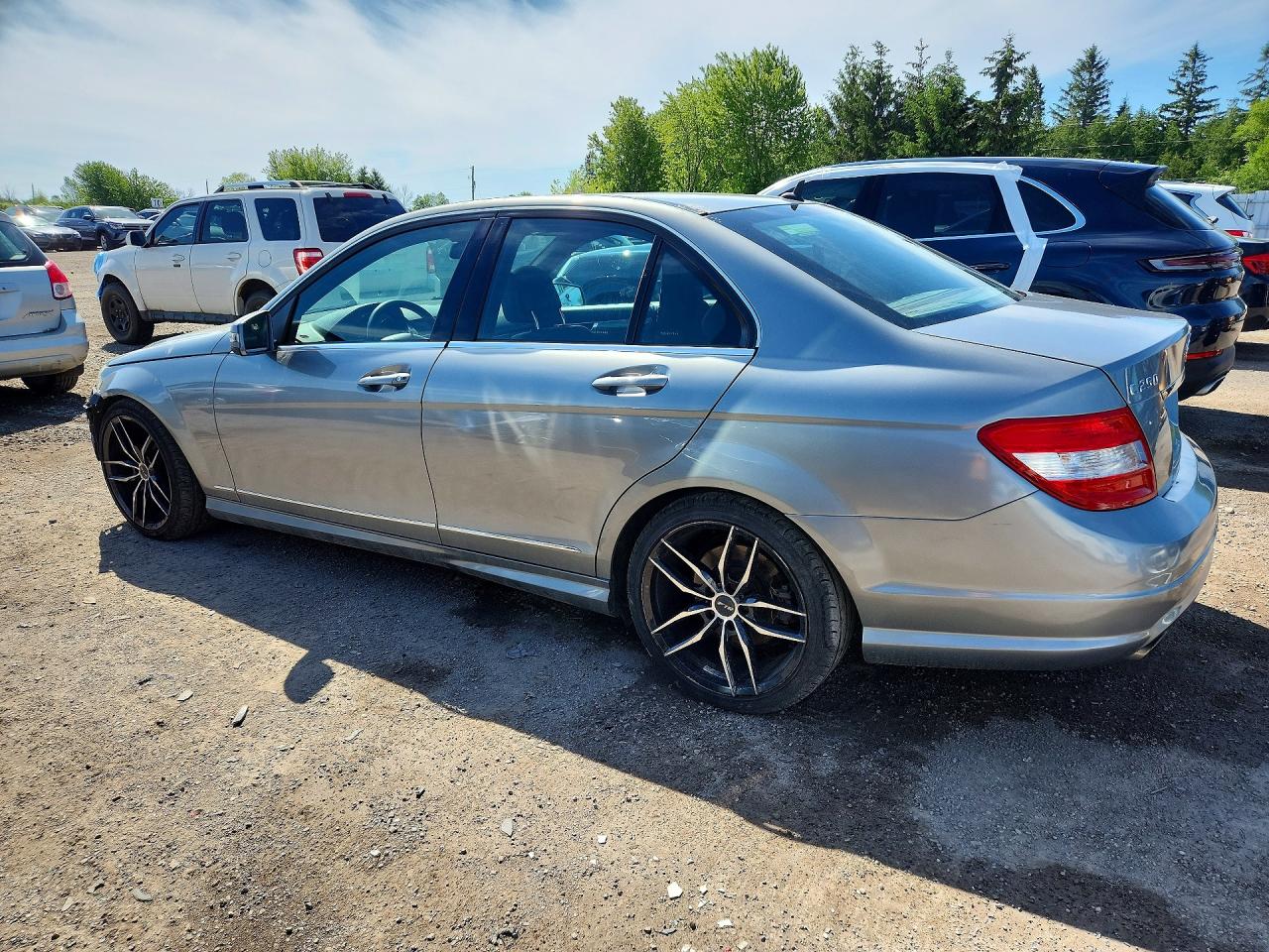 2011 Mercedes-benz C 250 Серый vin: WDDGF5CB9BF587828