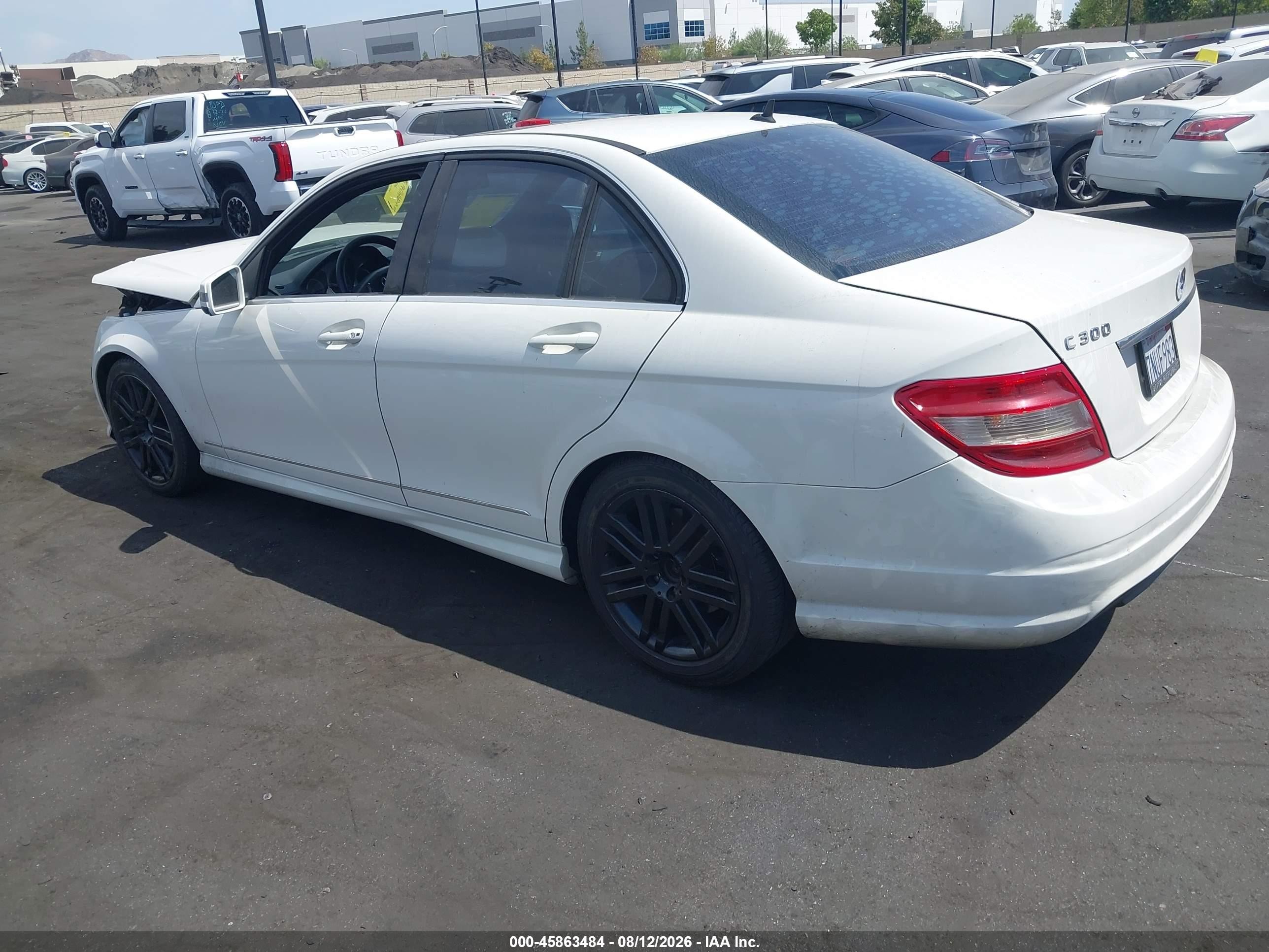 2010 Mercedes-benz C 300 Luxury/sport Белый vin: WDDGF5EB0AF422956