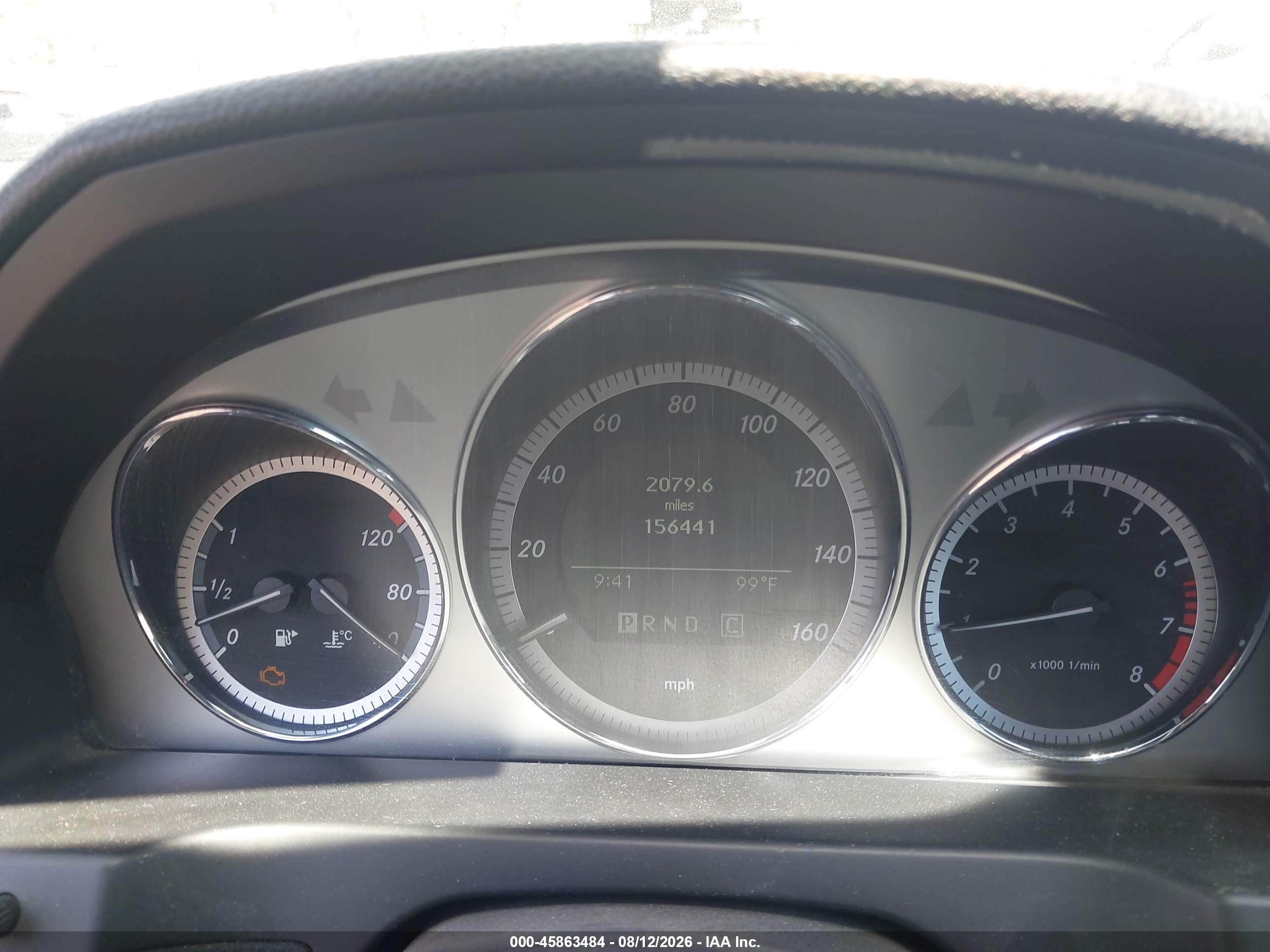 2010 Mercedes-benz C 300 Luxury/sport Белый vin: WDDGF5EB0AF422956