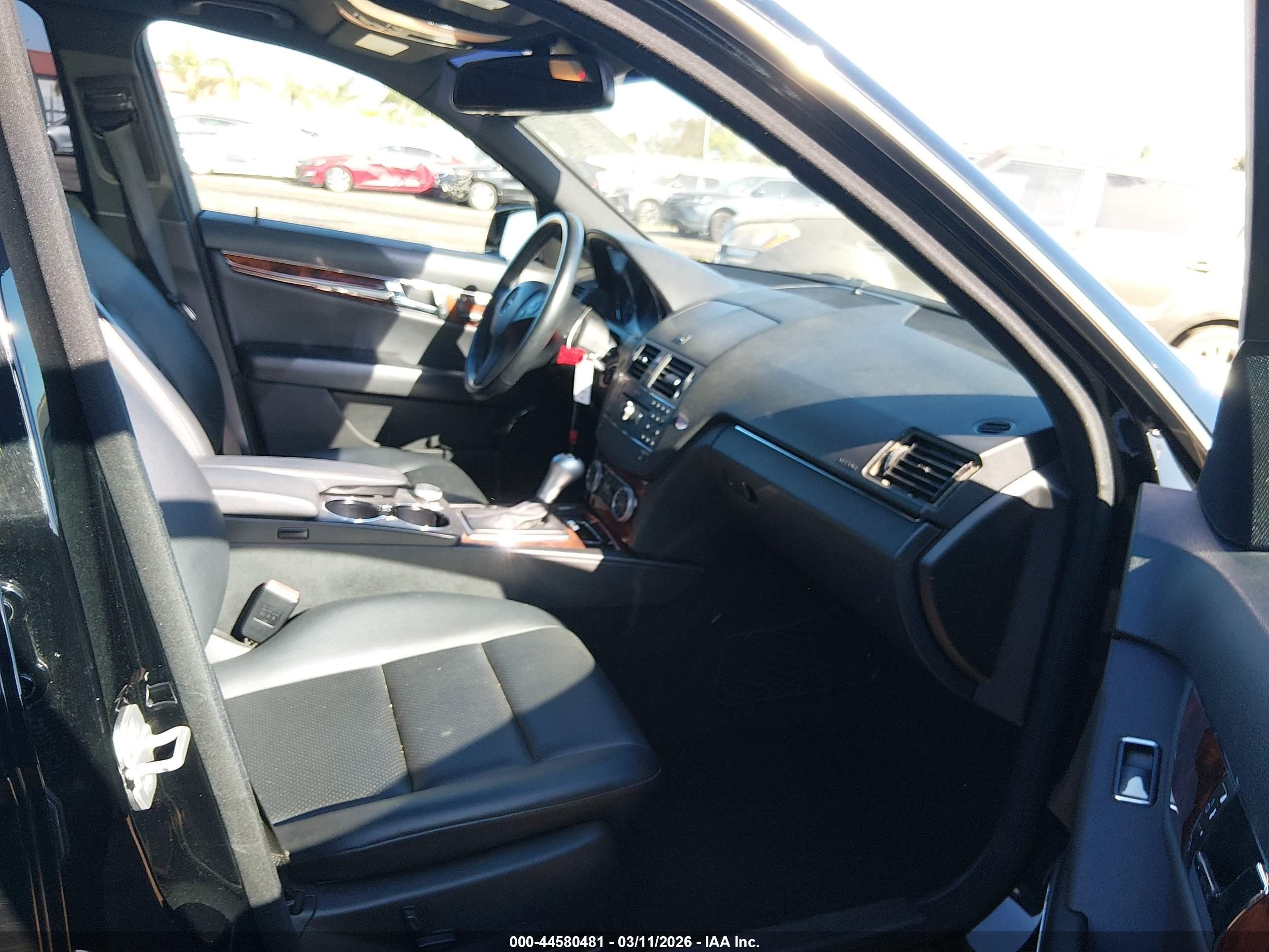 2010 Mercedes-benz C 300 Luxury/sport Black vin: WDDGF5EB0AF430264
