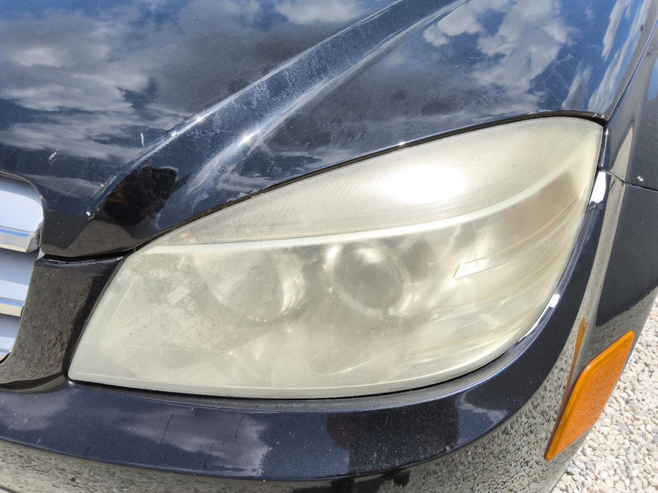 2010 Mercedes-benz C 300 Черный vin: WDDGF5EB0AR100641 Damage: Left Head Lamp, Faded, Repair Required