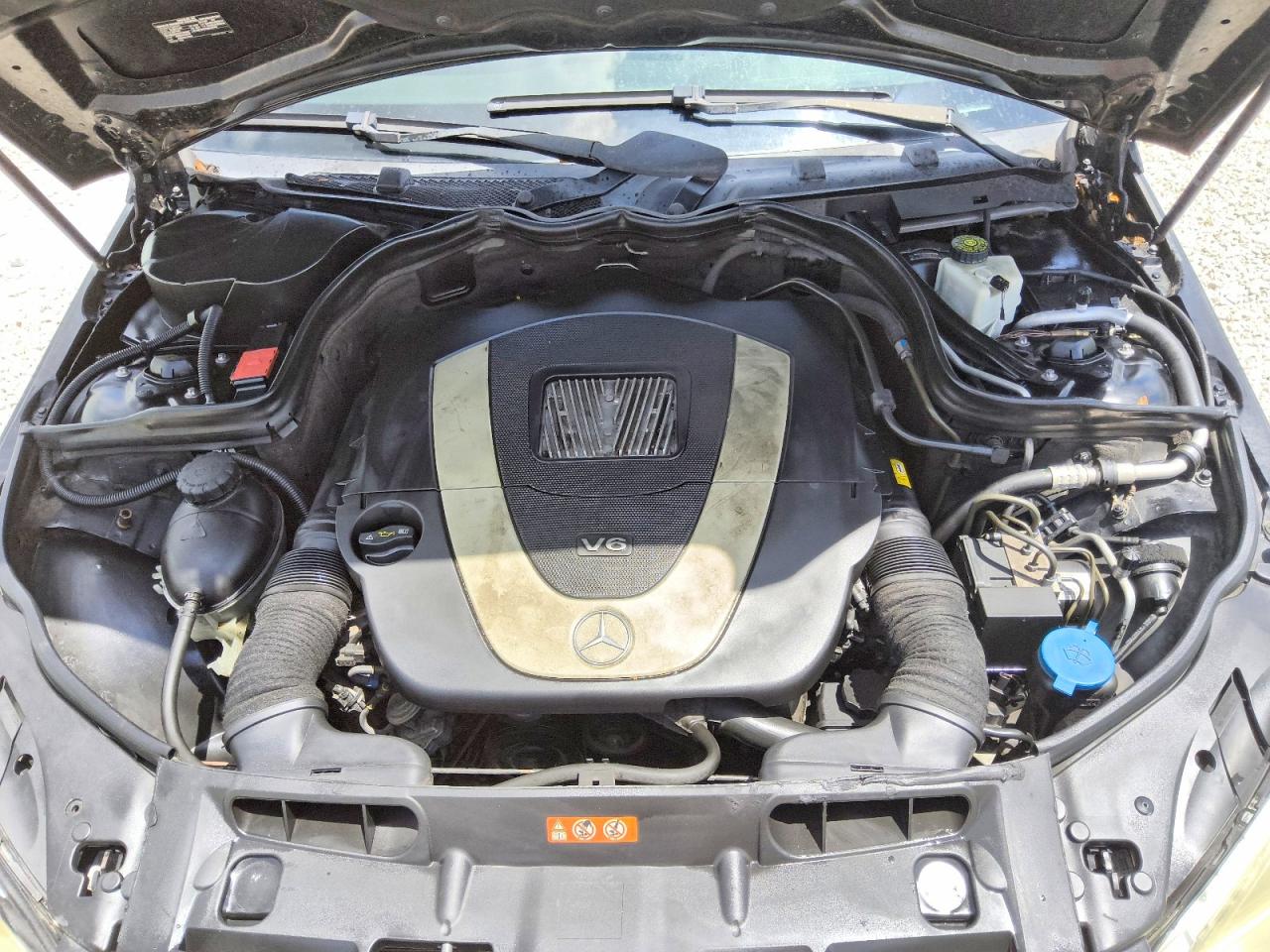 2010 Mercedes-benz C 300 Черный vin: WDDGF5EB0AR100641