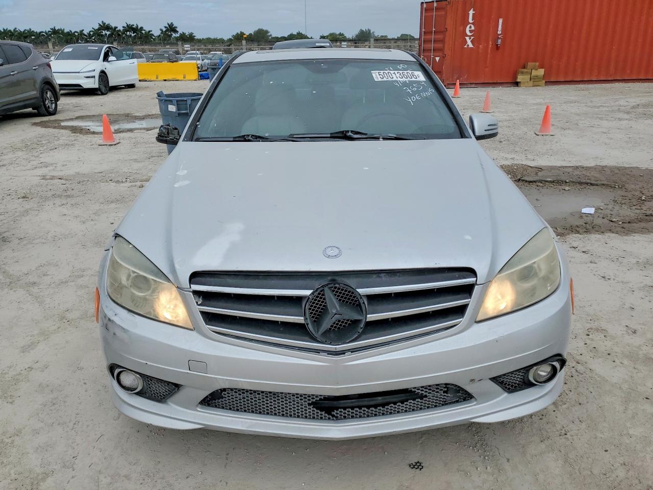 2010 Mercedes-benz C 300 Silver vin: WDDGF5EB0AR107654