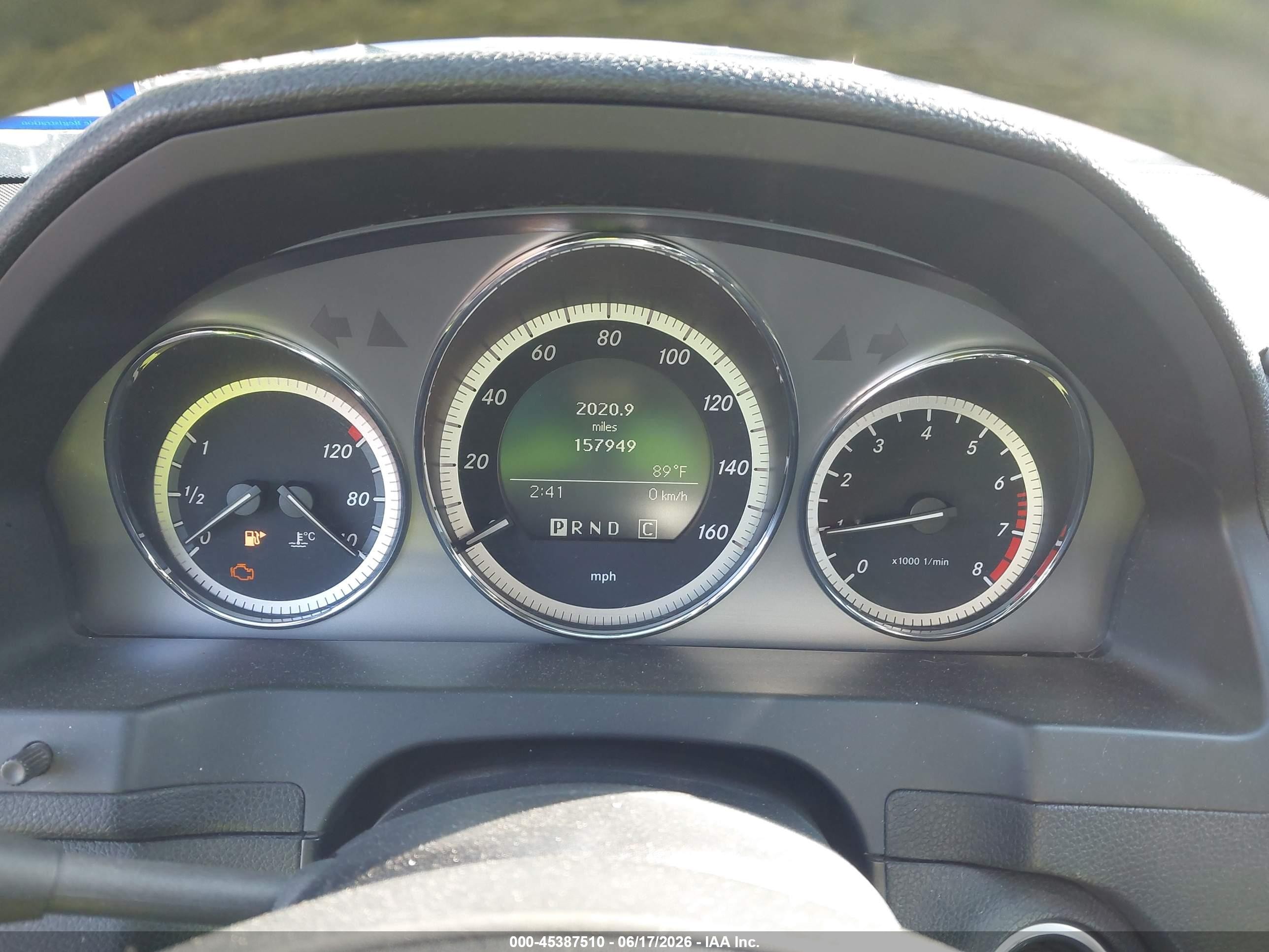 2010 Mercedes-benz C 300 Luxury/sport Серебряный vin: WDDGF5EB0AR127287