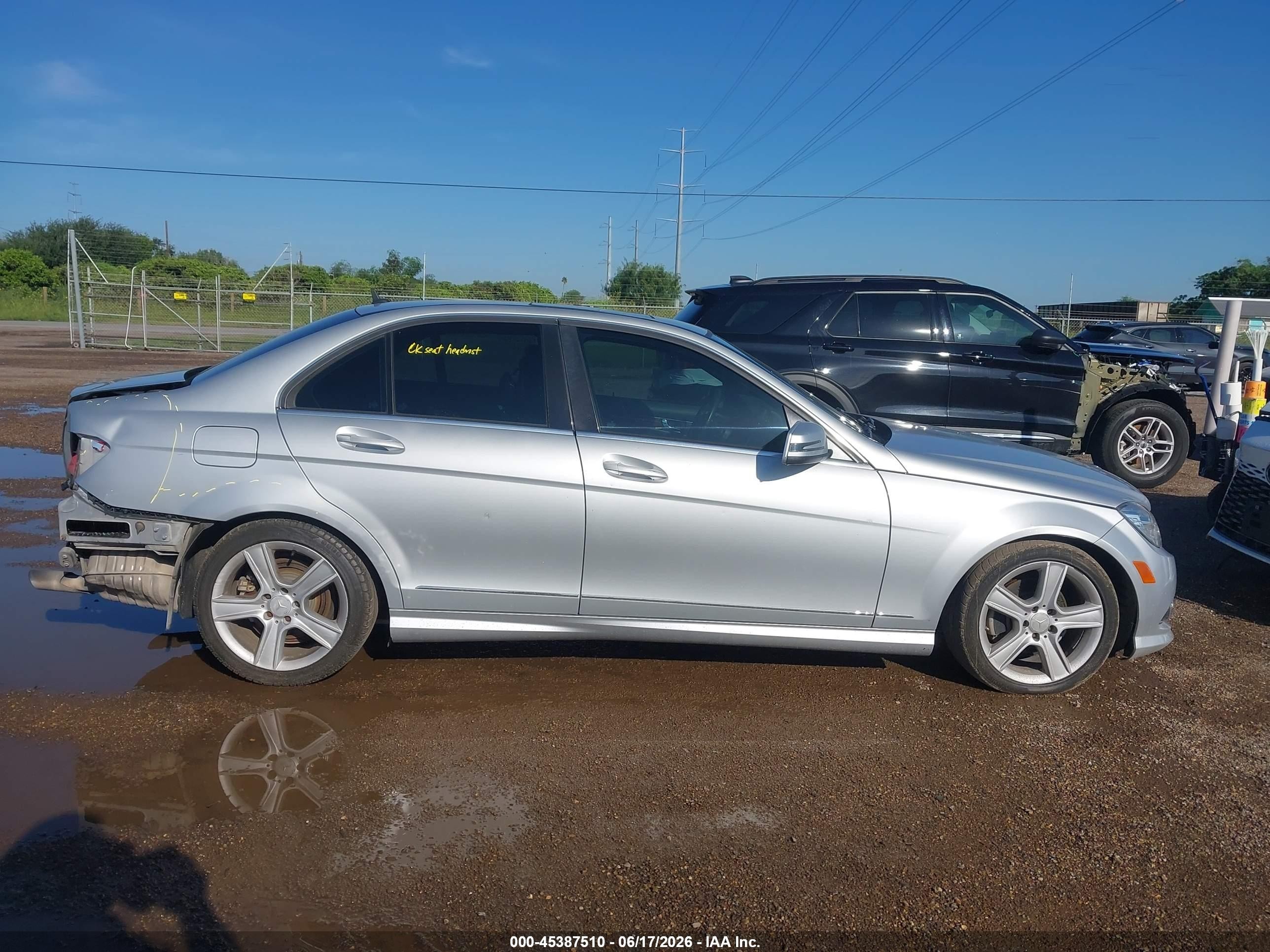 2010 Mercedes-benz C 300 Luxury/sport Серебряный vin: WDDGF5EB0AR127287