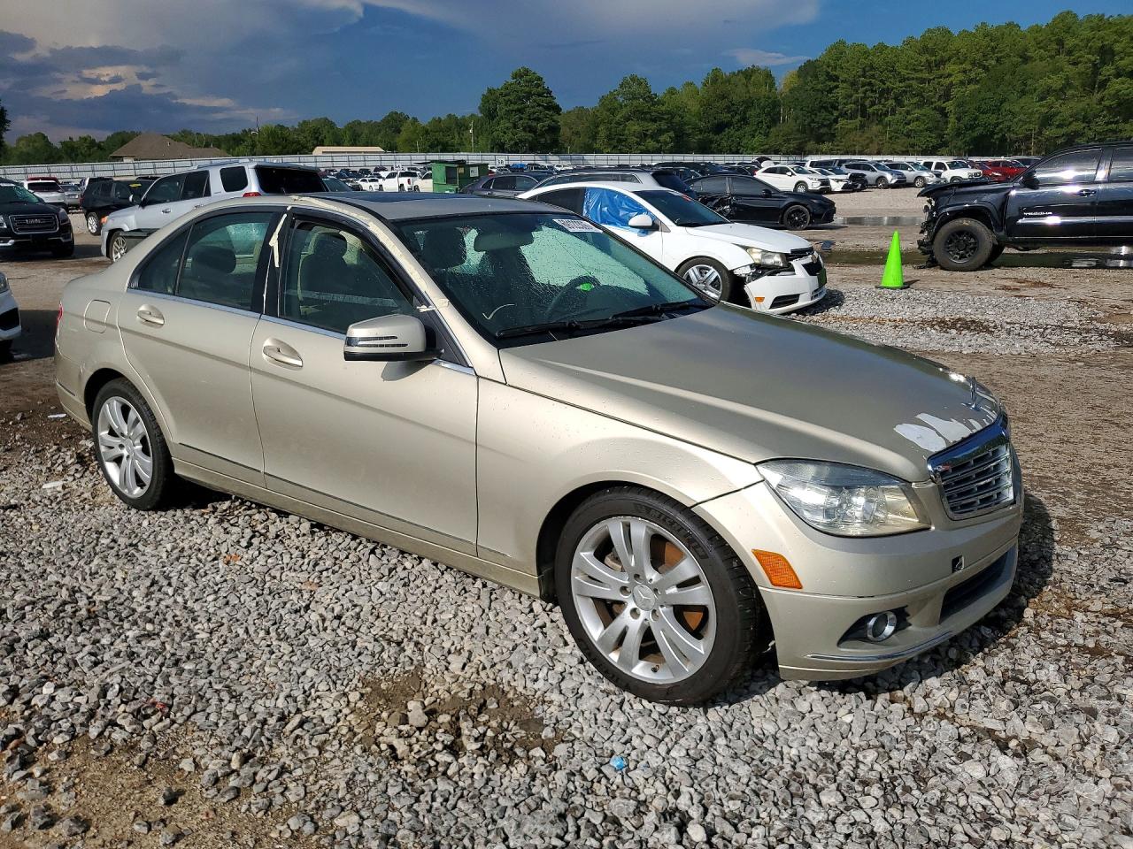 2011 Mercedes-benz C 300 Tan vin: WDDGF5EB0BA471038