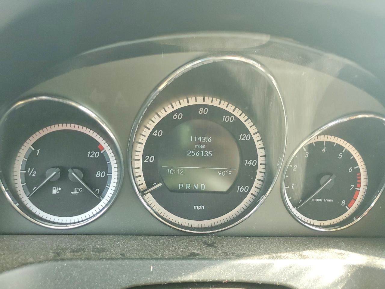 2011 Mercedes-benz C 300 Tan vin: WDDGF5EB0BA471038