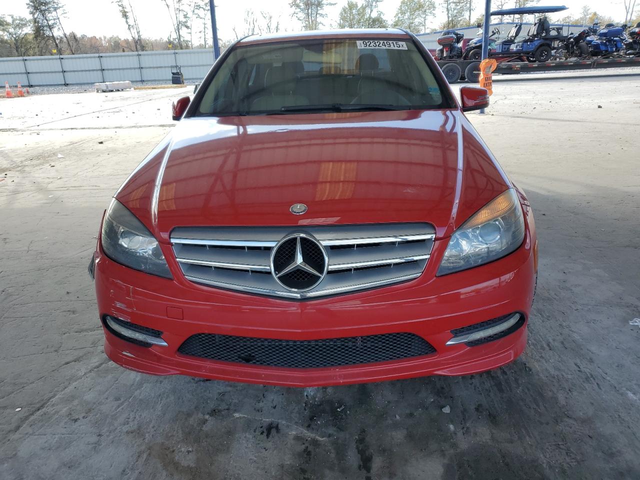 2011 Mercedes-benz C 300 Red vin: WDDGF5EB0BA521730
