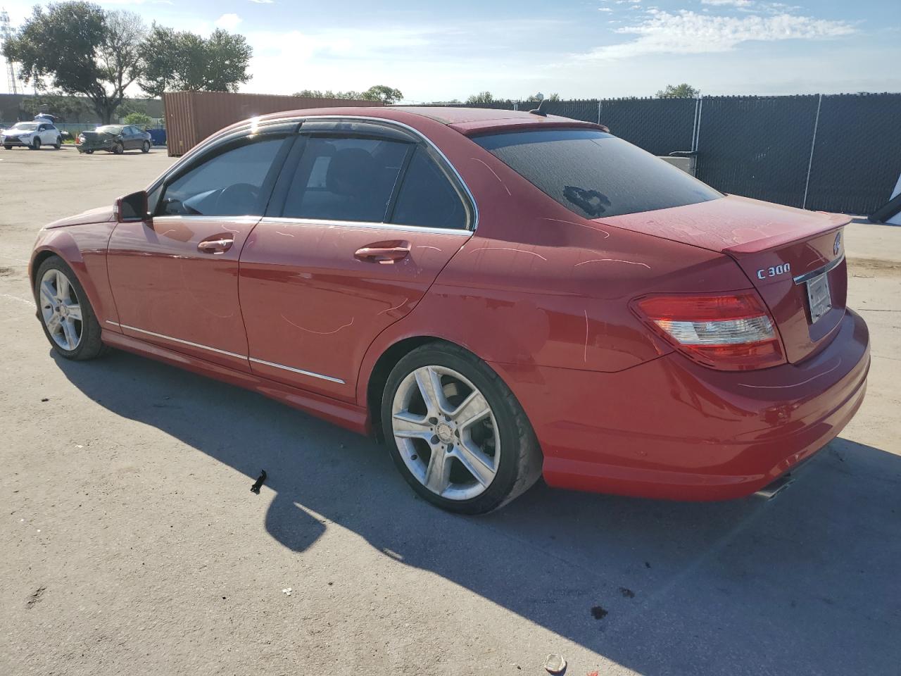 2011 Mercedes-benz C 300 Red vin: WDDGF5EB0BA523252