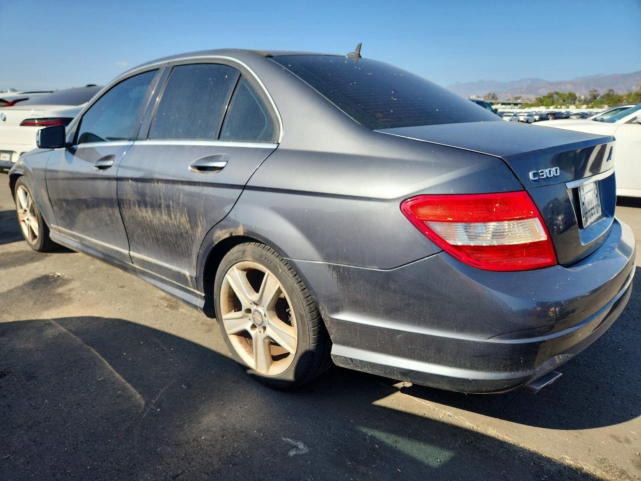2011 Mercedes-benz C 300 Gray vin: WDDGF5EB0BF628344