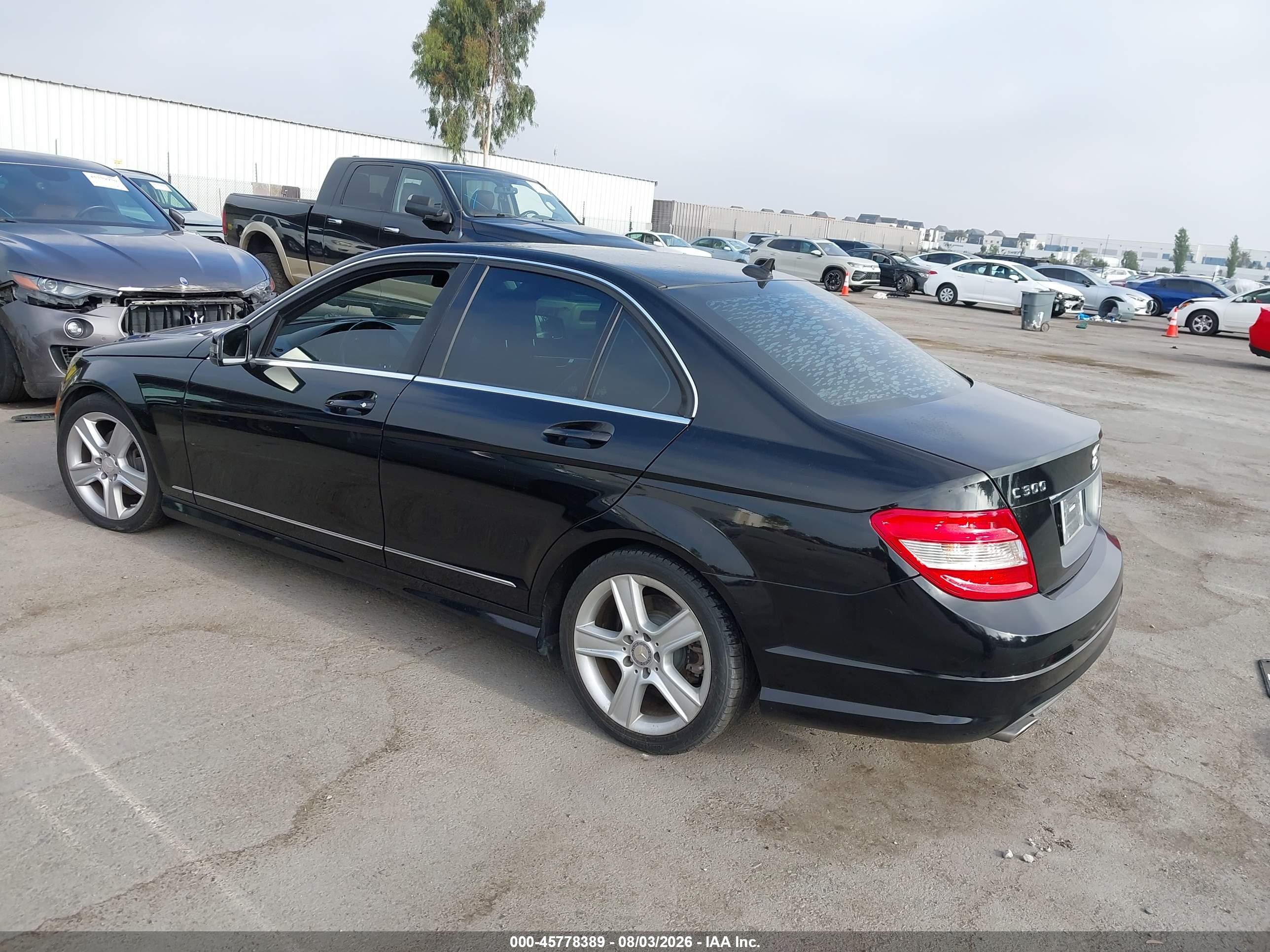 2011 Mercedes-benz C 300 Sport Black vin: WDDGF5EB0BF630465