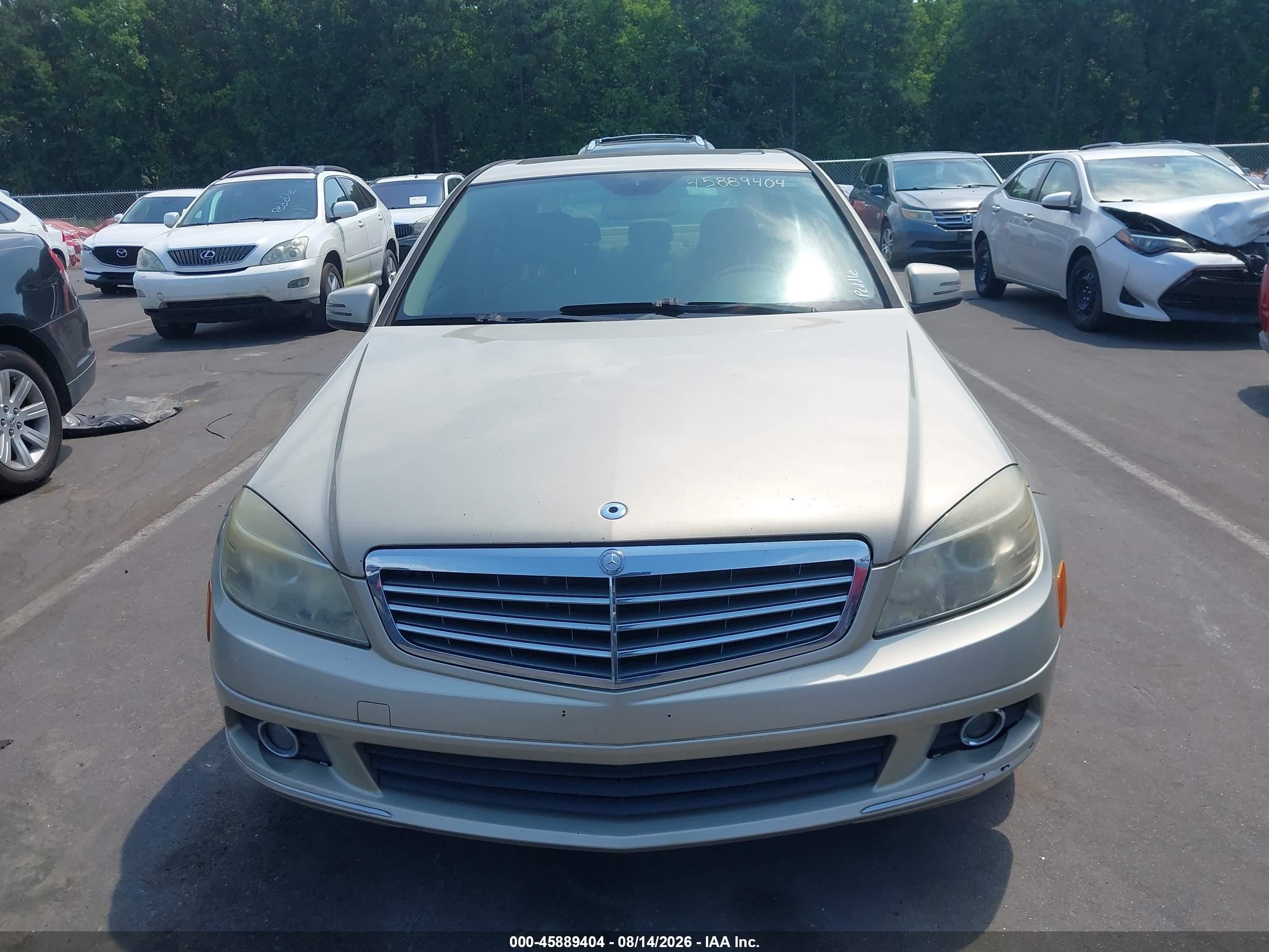 2011 Mercedes-benz C 300 Luxury/sport Champagne vin: WDDGF5EB0BR157567