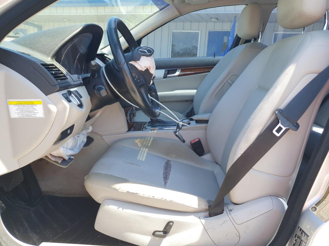 2011 Mercedes-benz C 300 Silver vin: WDDGF5EB0BR174305