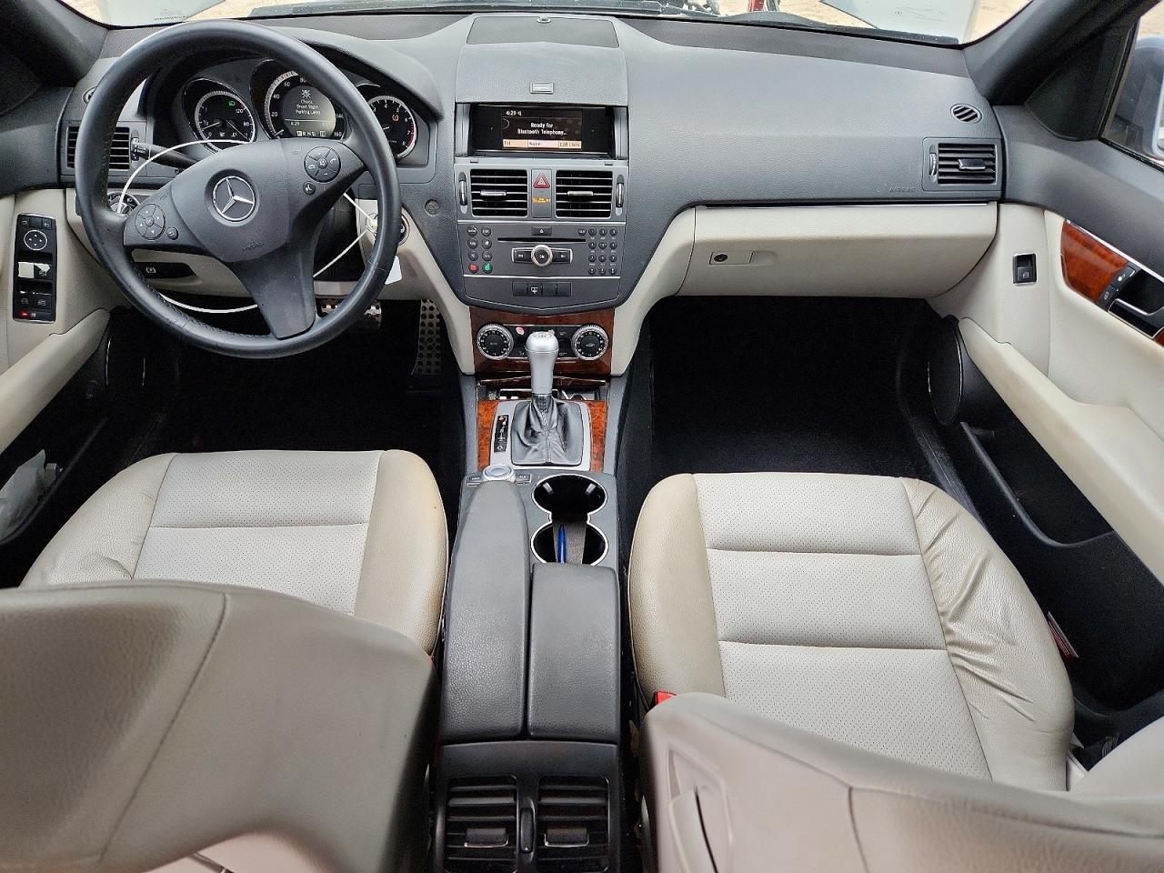 2011 Mercedes-benz C 300 Silver vin: WDDGF5EB0BR184185