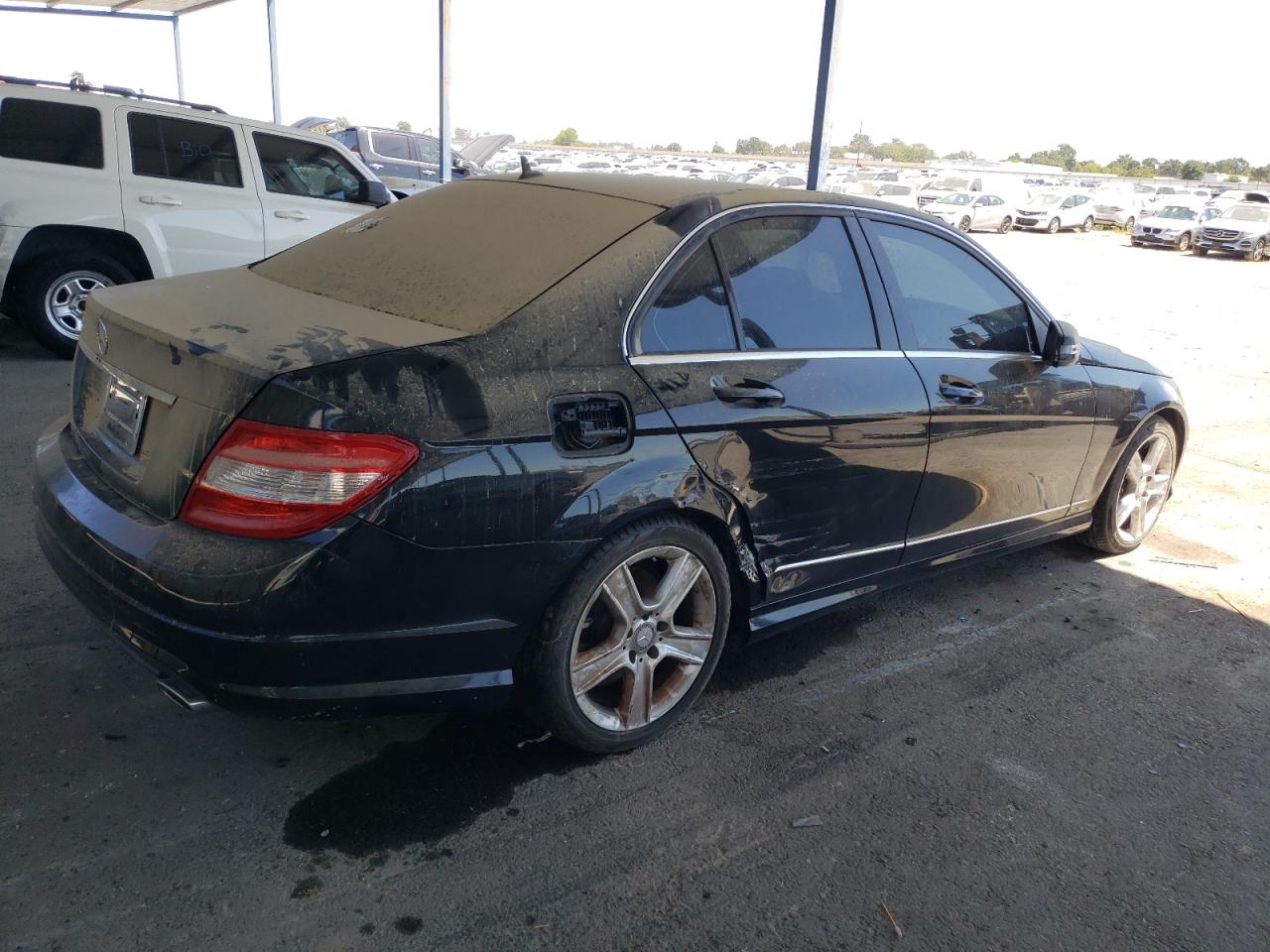 2011 Mercedes-benz C 300 Black vin: WDDGF5EB0BR184557