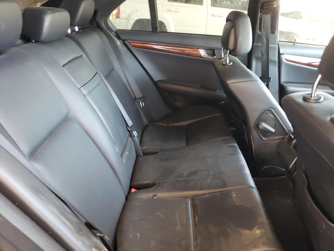 2011 Mercedes-benz C 300 Black vin: WDDGF5EB0BR184557