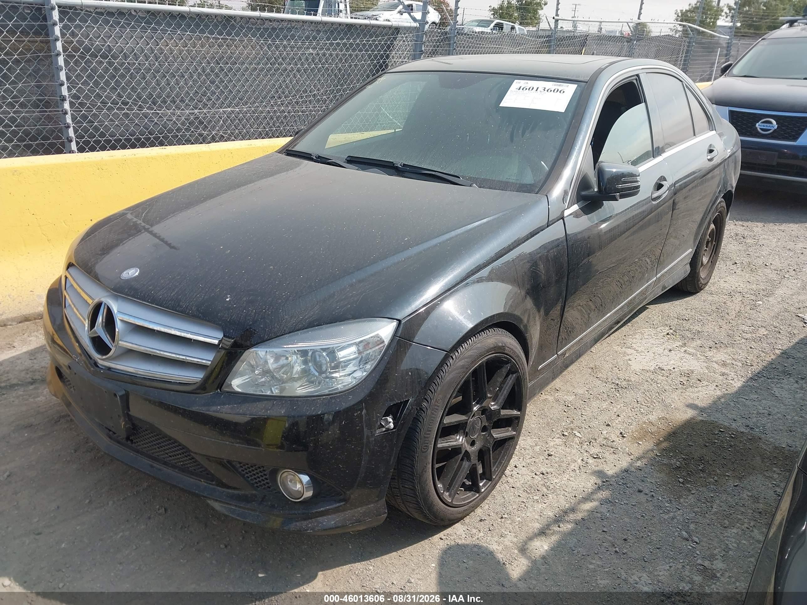 2010 Mercedes-benz C 300 Luxury/sport Черный vin: WDDGF5EB1AF424733