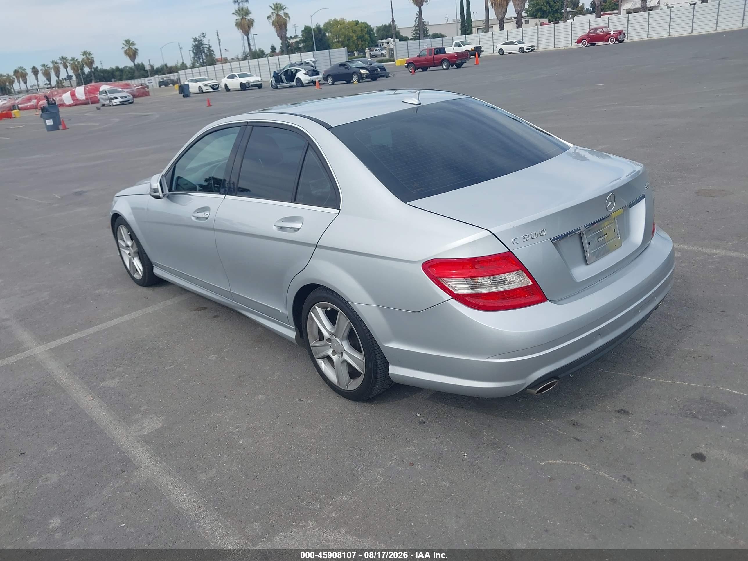 2010 Mercedes-benz C 300 Sport Silver vin: WDDGF5EB1AF427583