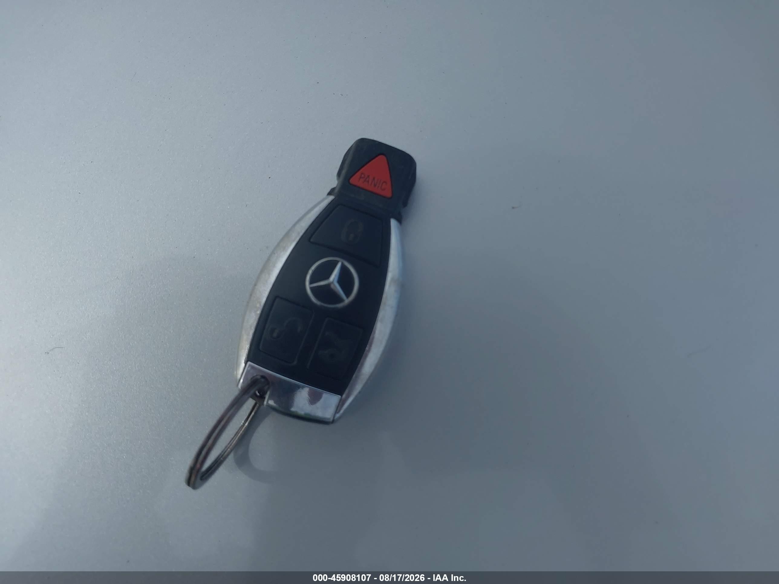 2010 Mercedes-benz C 300 Sport Silver vin: WDDGF5EB1AF427583
