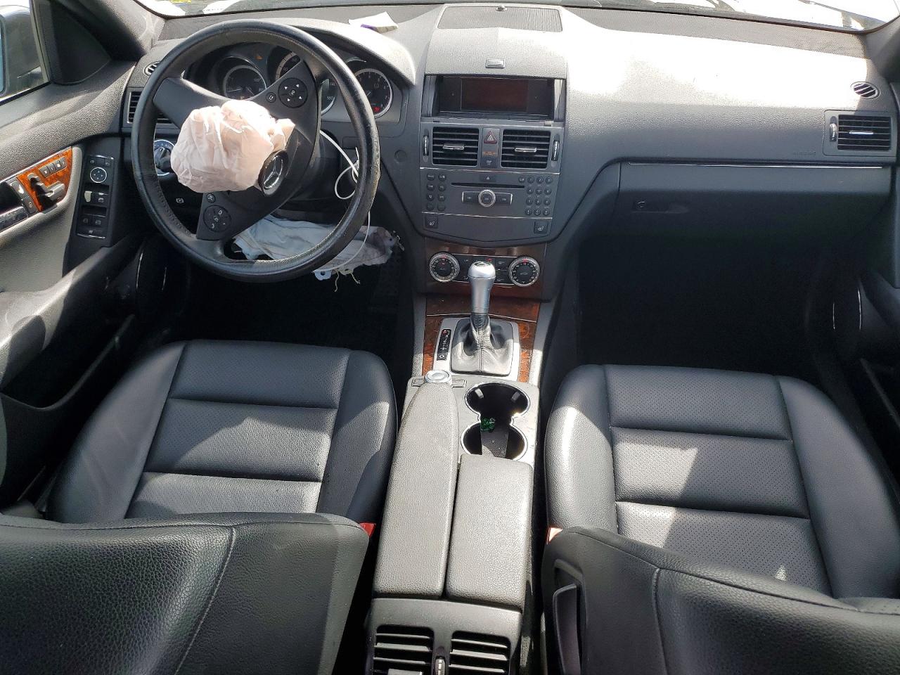 2010 Mercedes-benz C 300 Blue vin: WDDGF5EB1AF448806