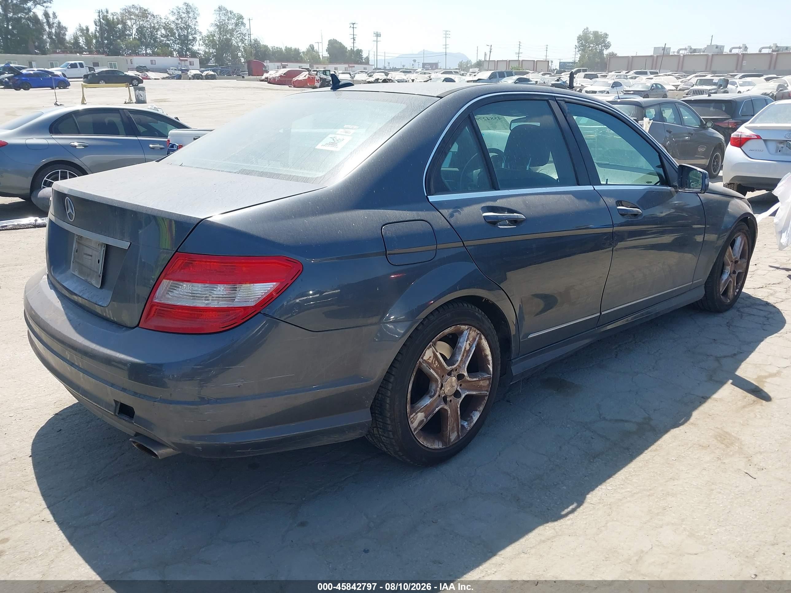 2010 Mercedes-benz C 300 Luxury/sport Gray vin: WDDGF5EB1AR088936