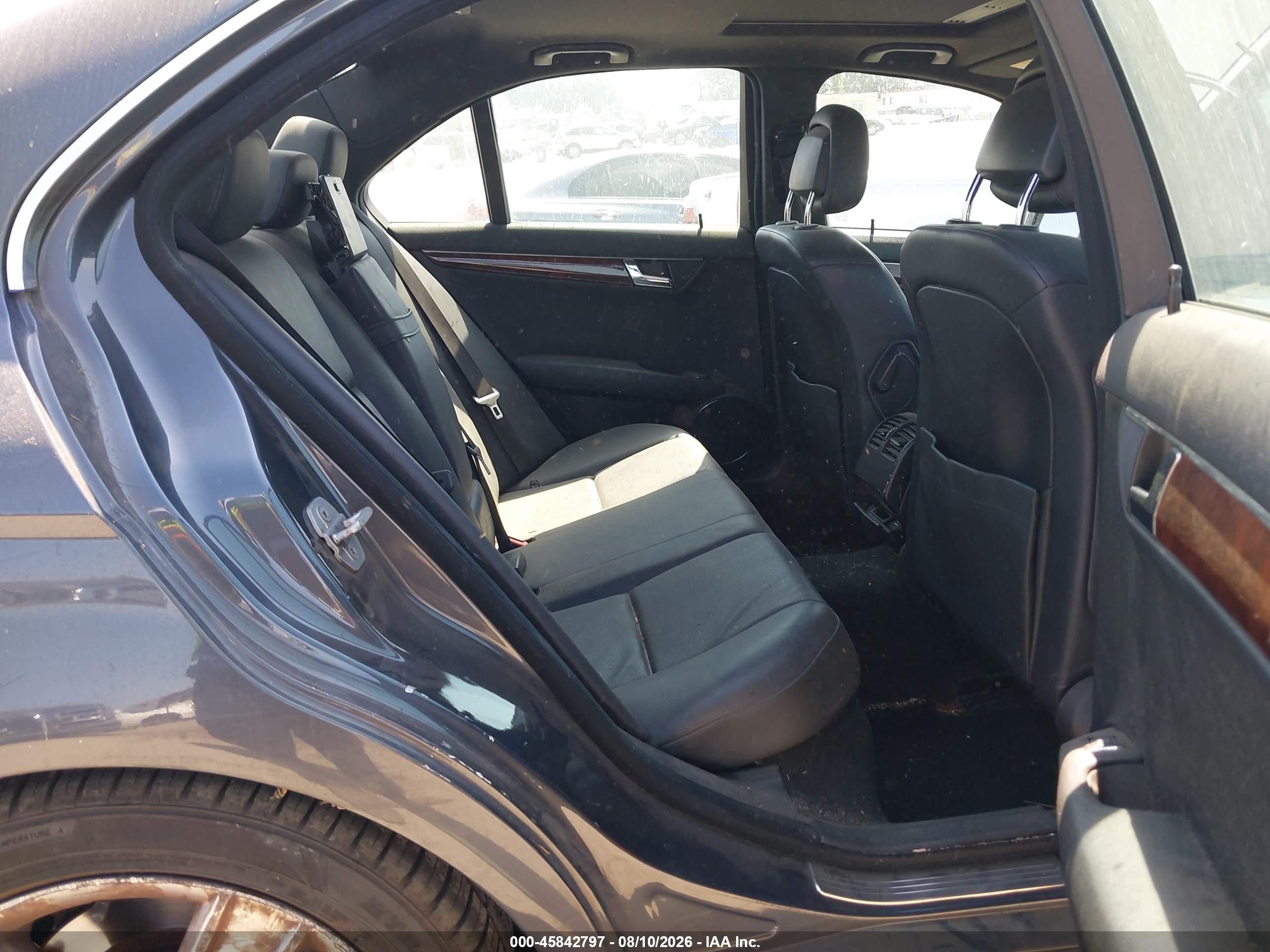 2010 Mercedes-benz C 300 Luxury/sport Gray vin: WDDGF5EB1AR088936