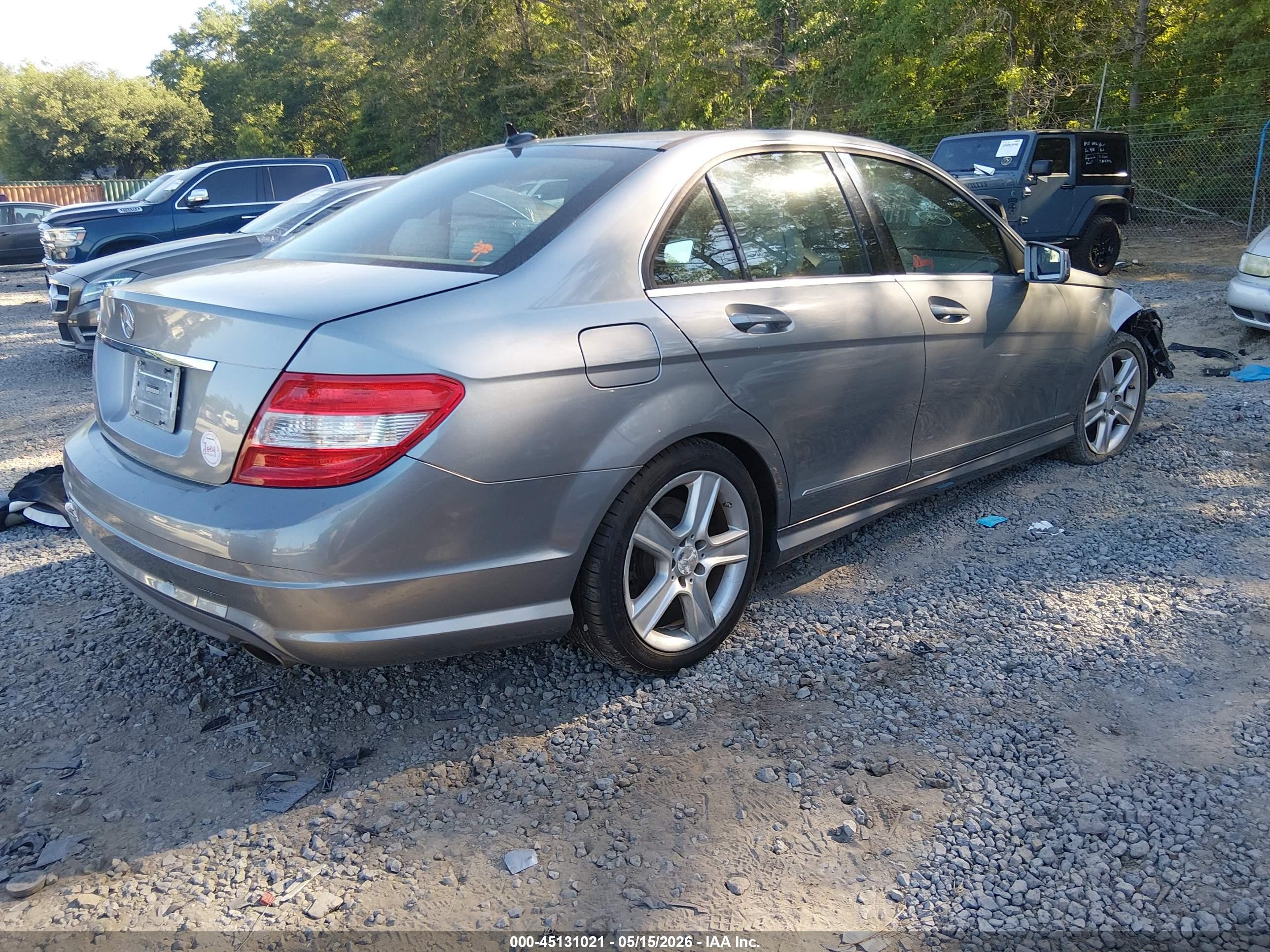 2010 Mercedes-benz C 300 Sport Silver vin: WDDGF5EB1AR106335
