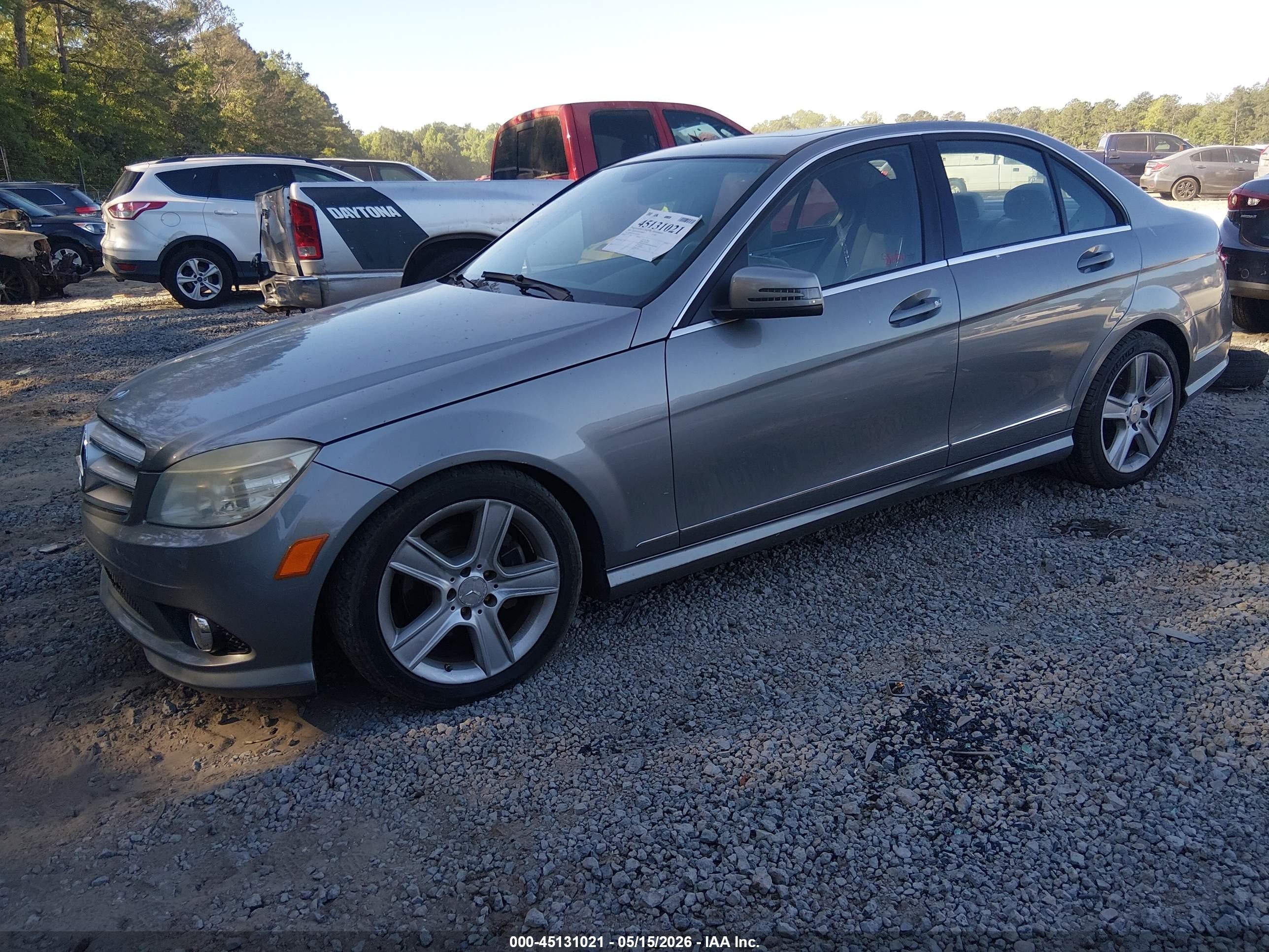 2010 Mercedes-benz C 300 Sport Silver vin: WDDGF5EB1AR106335