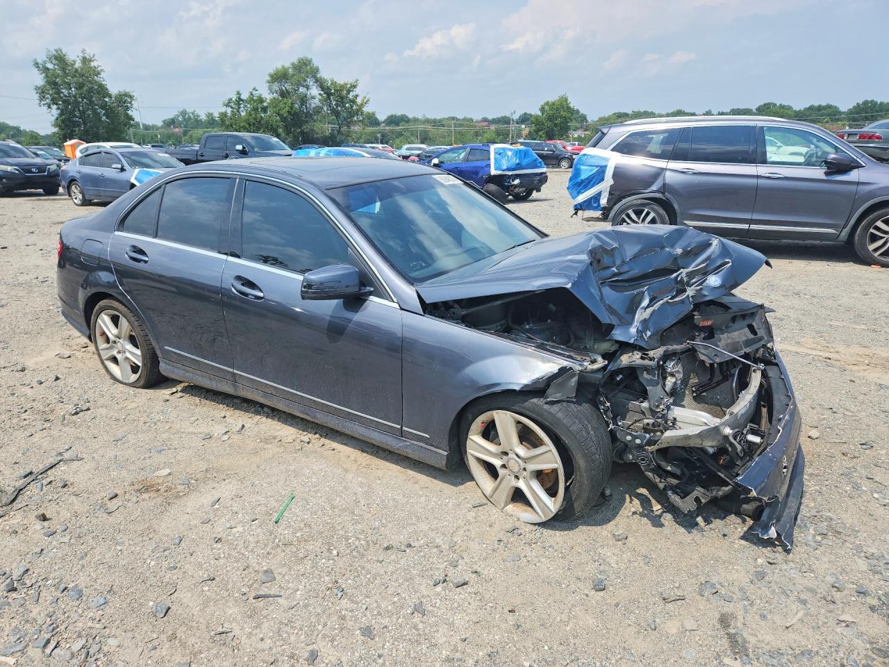 2010 Mercedes-benz C 300 Серый vin: WDDGF5EB1AR108988