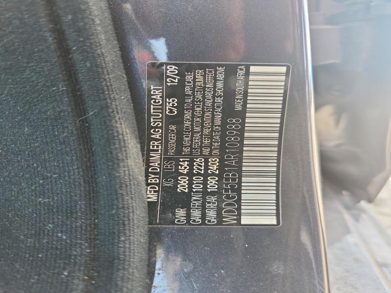 2010 Mercedes-benz C 300 Серый vin: WDDGF5EB1AR108988